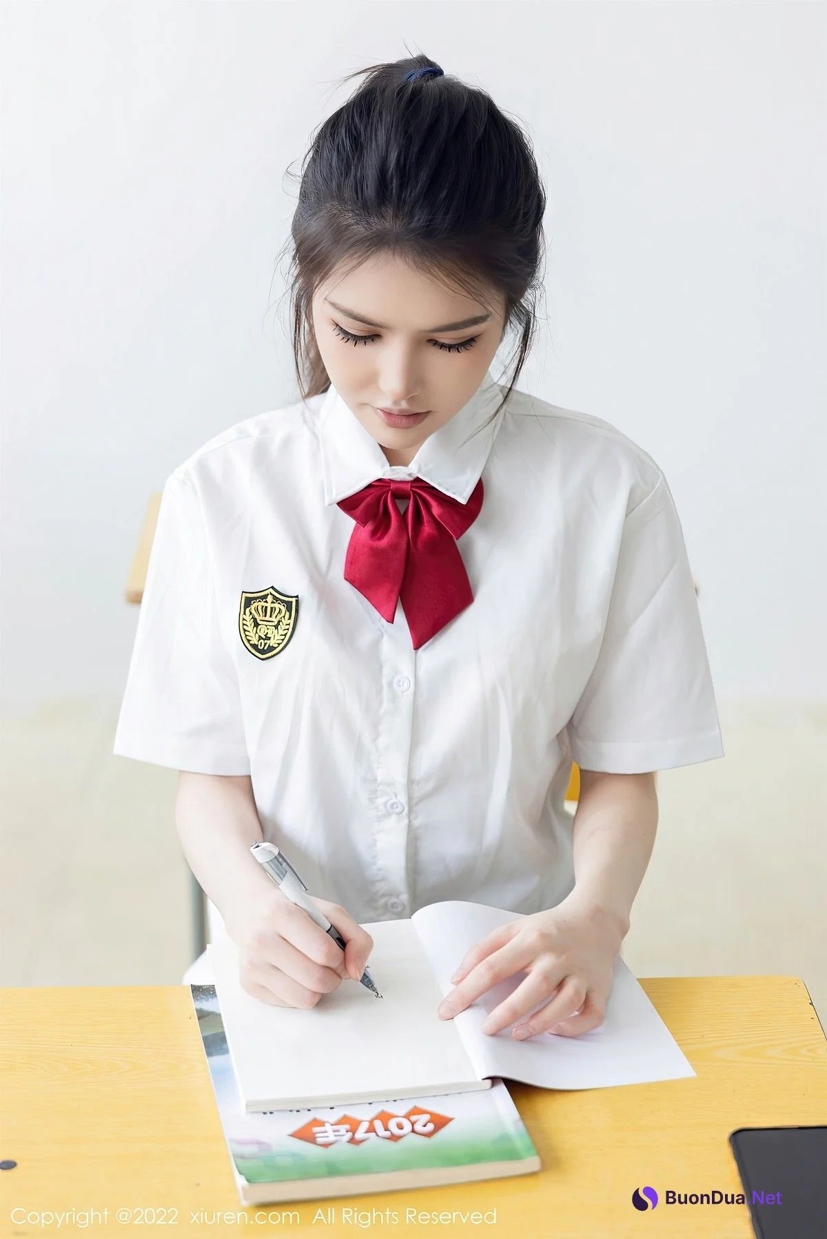 [XiuRen秀人网] No.5762 媛媛酱belle - รูปภาพ 11