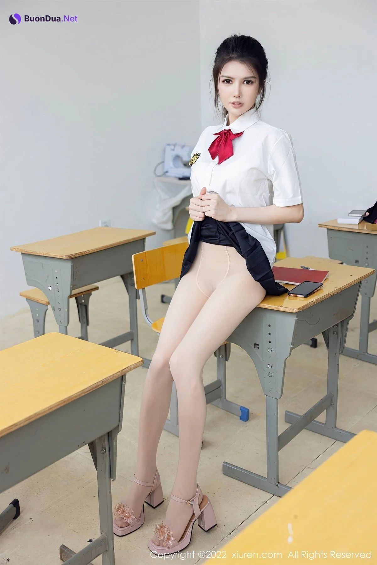 [XiuRen秀人网] No.5762 媛媛酱belle - รูปภาพ 7