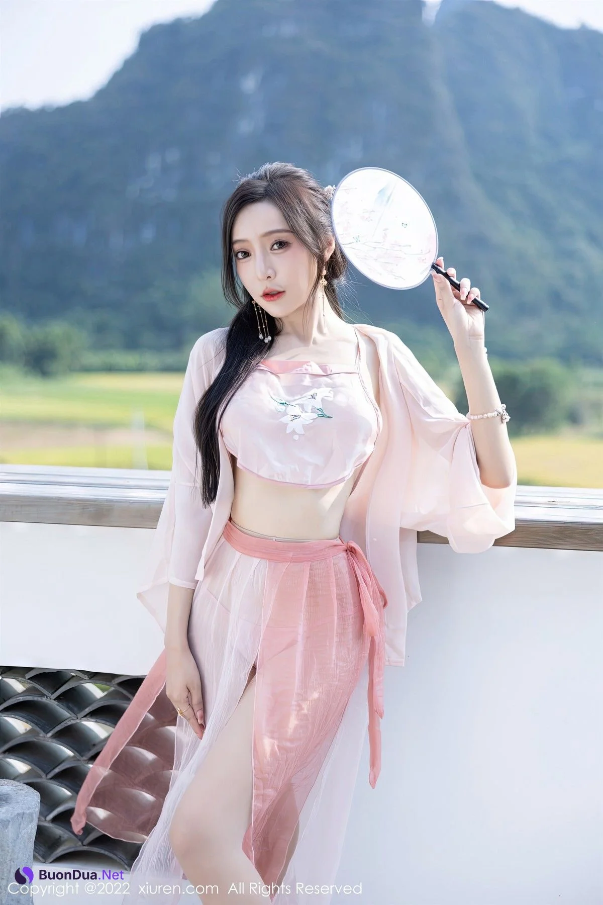 [XiuRen秀人网] No.6040 王馨瑶yanni - Photo 6