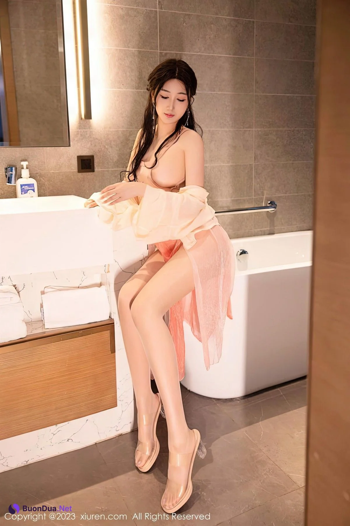 [XiuRen秀人网] No.6262 JiangZhenZhen江真真 - Photo 16