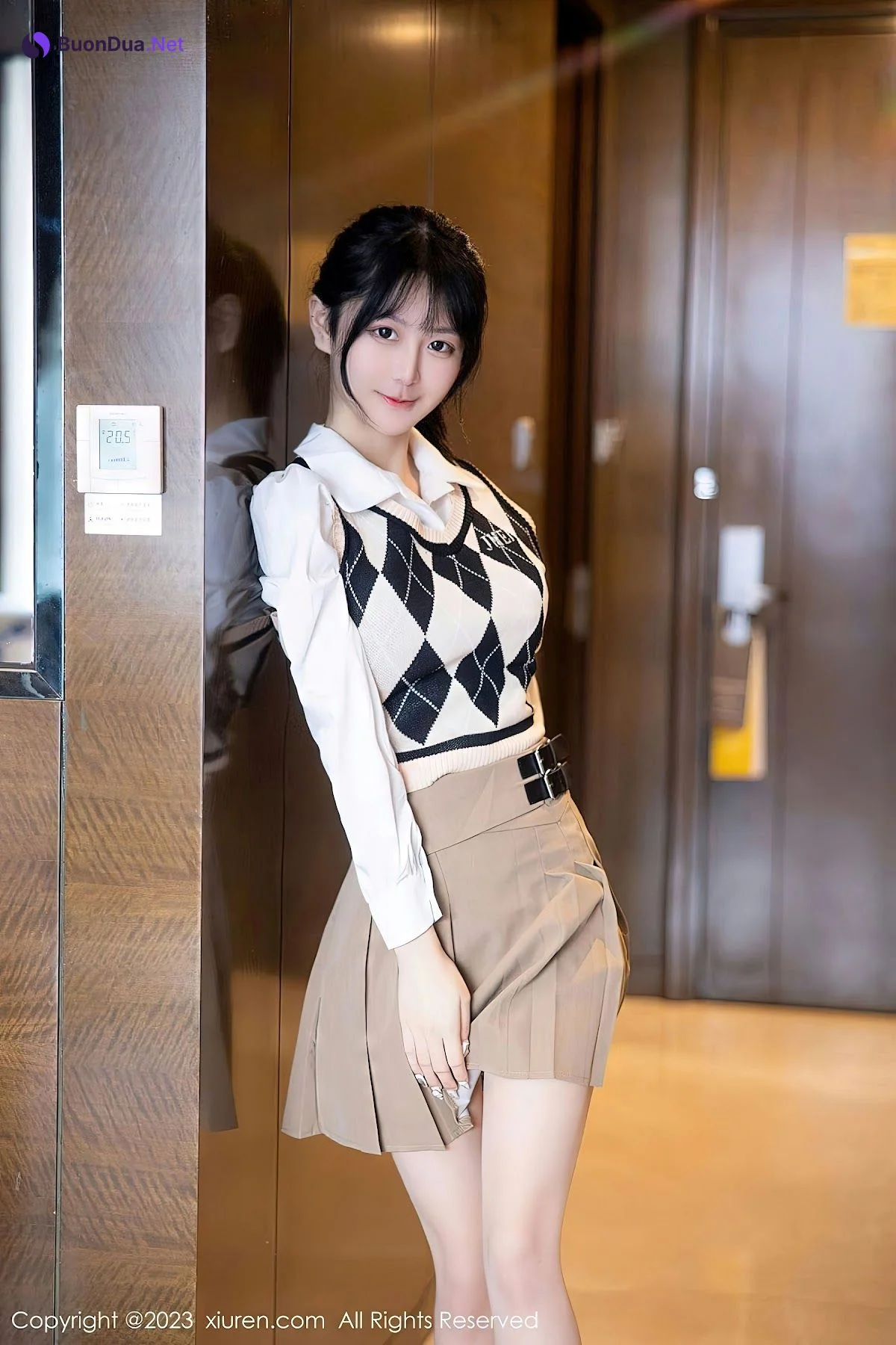 XIUREN No.6329 谢小蒽 - Photo 4