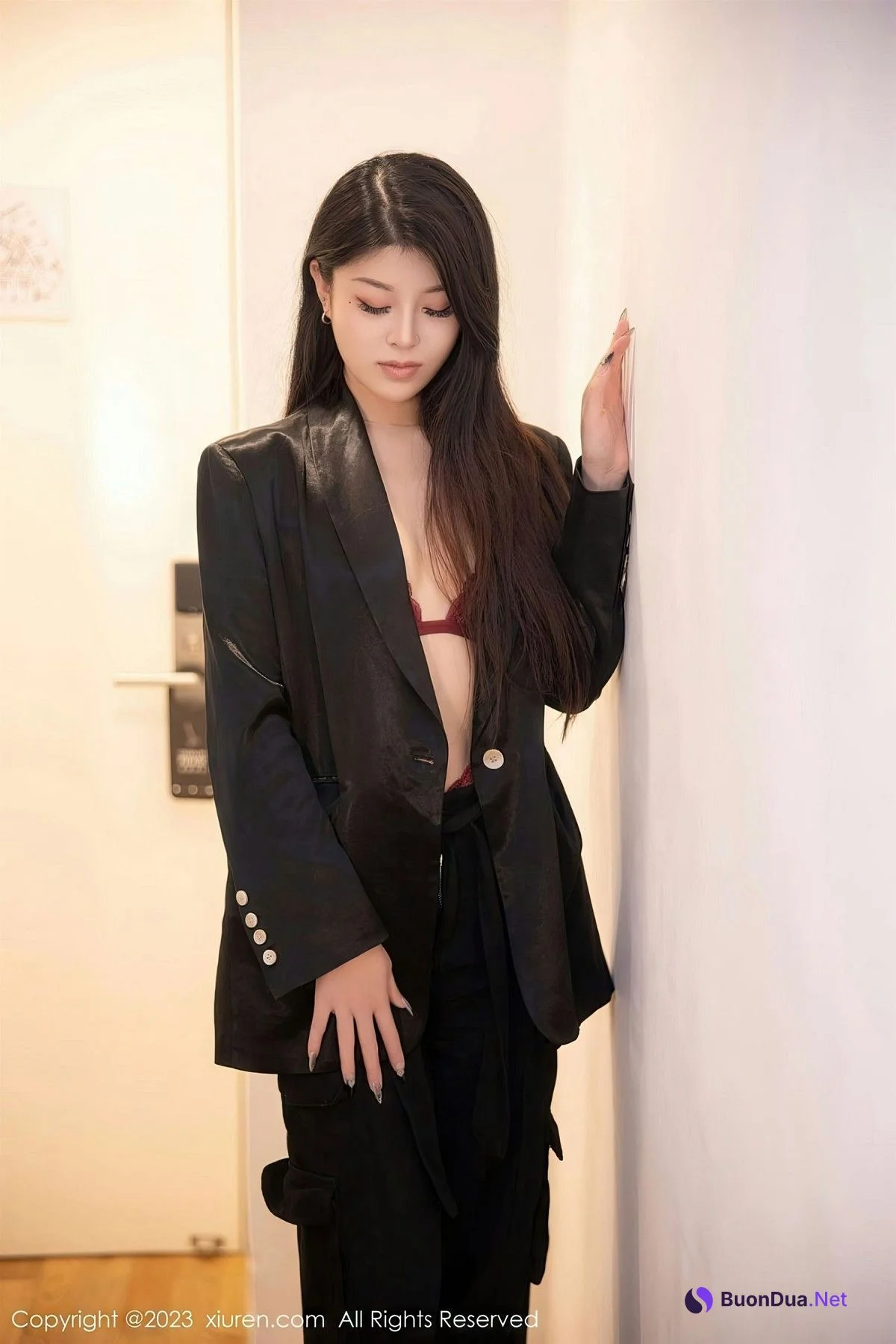 [XiuRen秀人网] No.6409 四月月SiYueYue - Photo 3