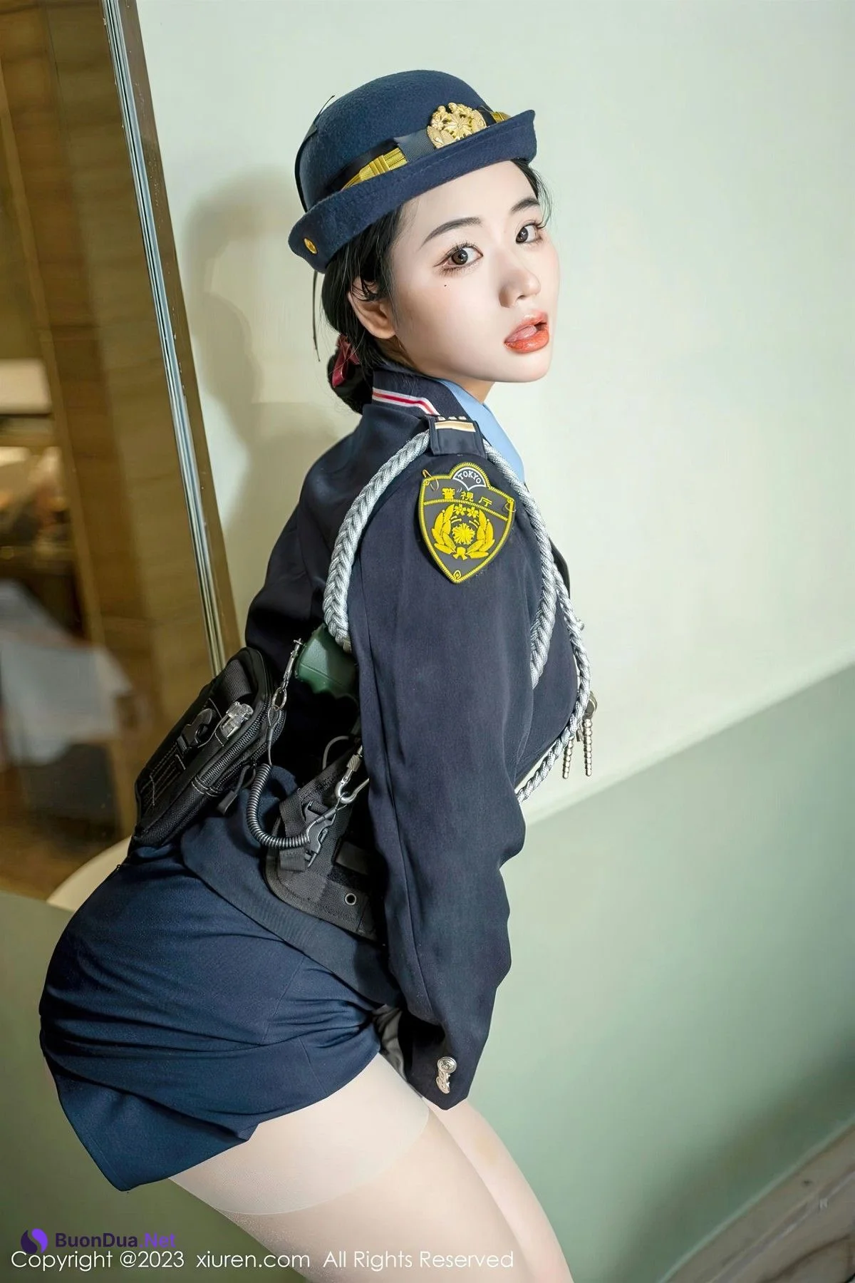 [XiuRen秀人网] No.6497 汐汐爱吃草莓 - Photo 18