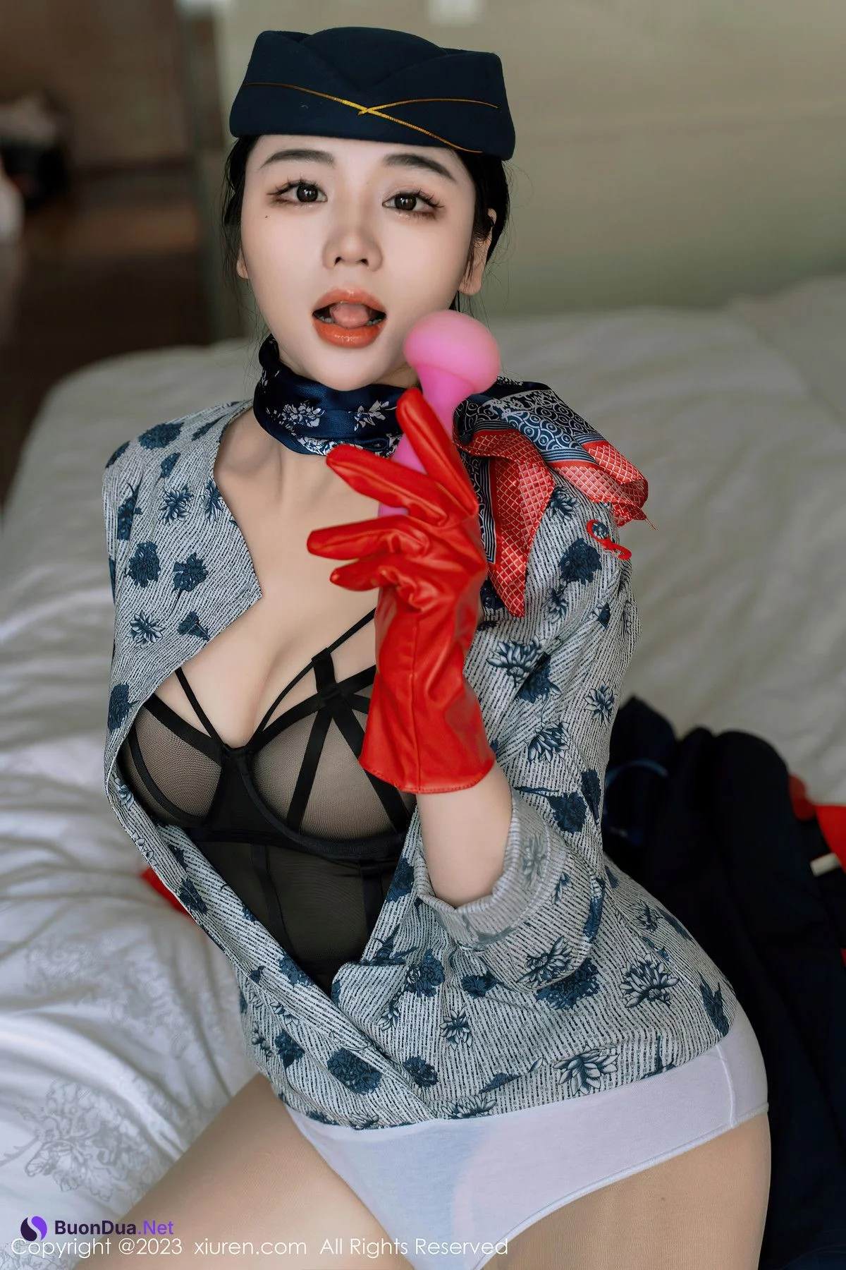 XiuRen秀人网 NO.6790 汐汐爱吃草莓LuXuan - Photo 4