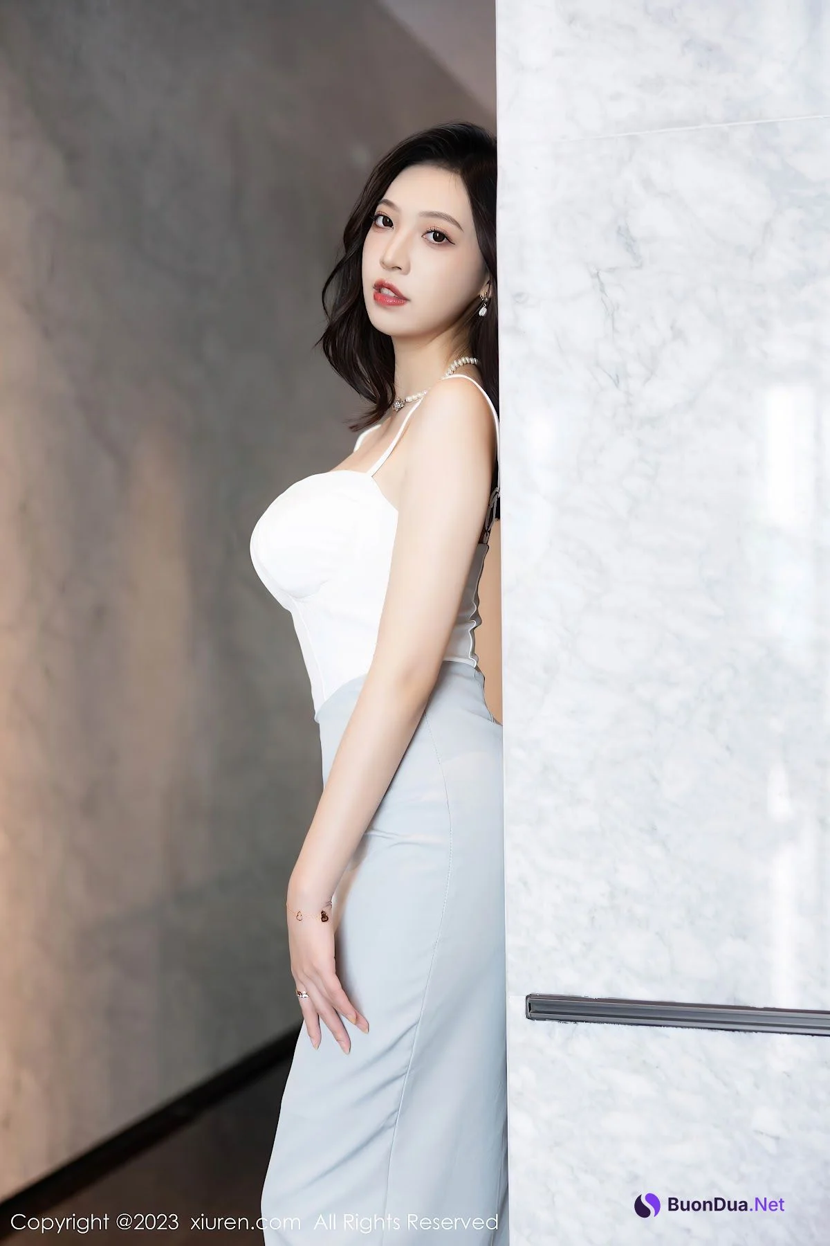 XIUREN No.6898 Zheng Ying Shan (郑颖姗Bev) - Photo 5