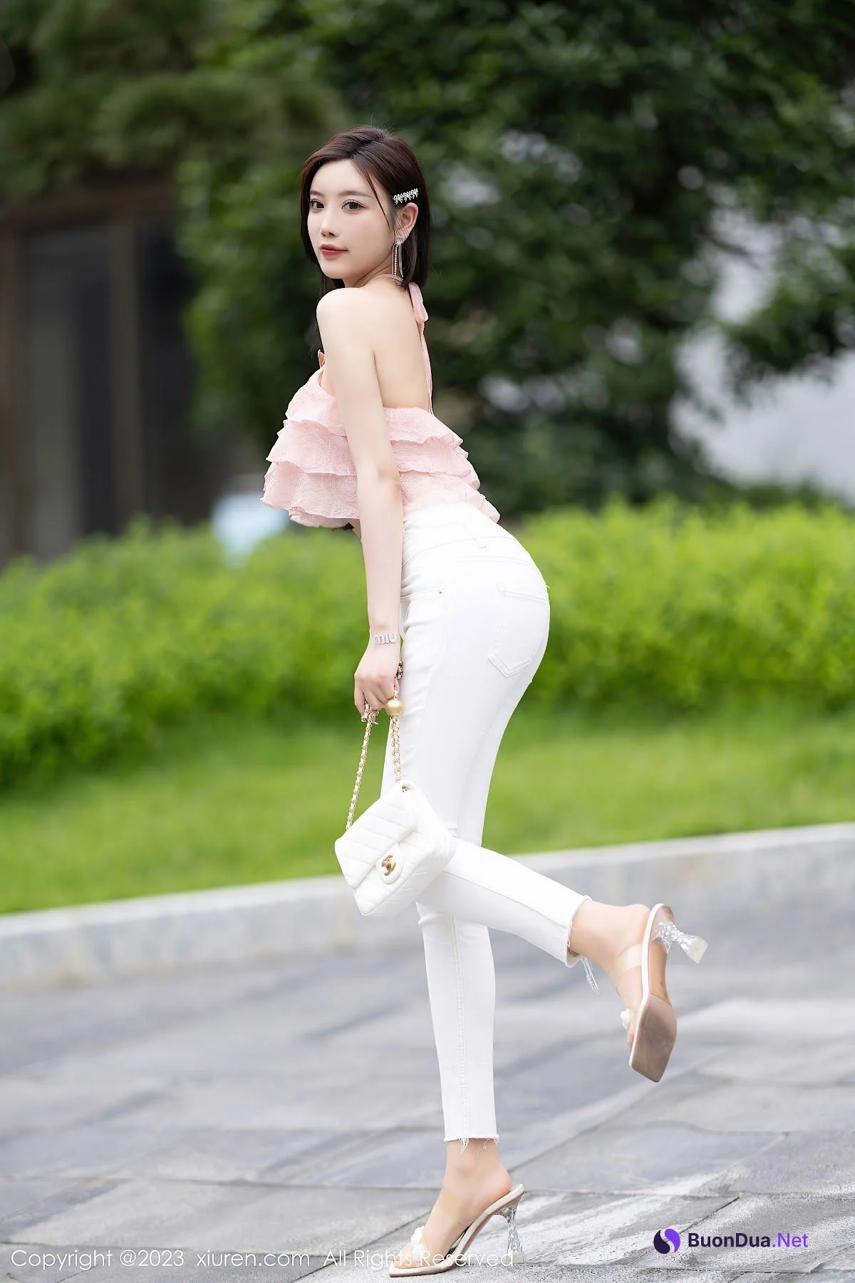 XIUREN No.6907 Yang Chen Chen (杨晨晨Yome) - รูปภาพ 2