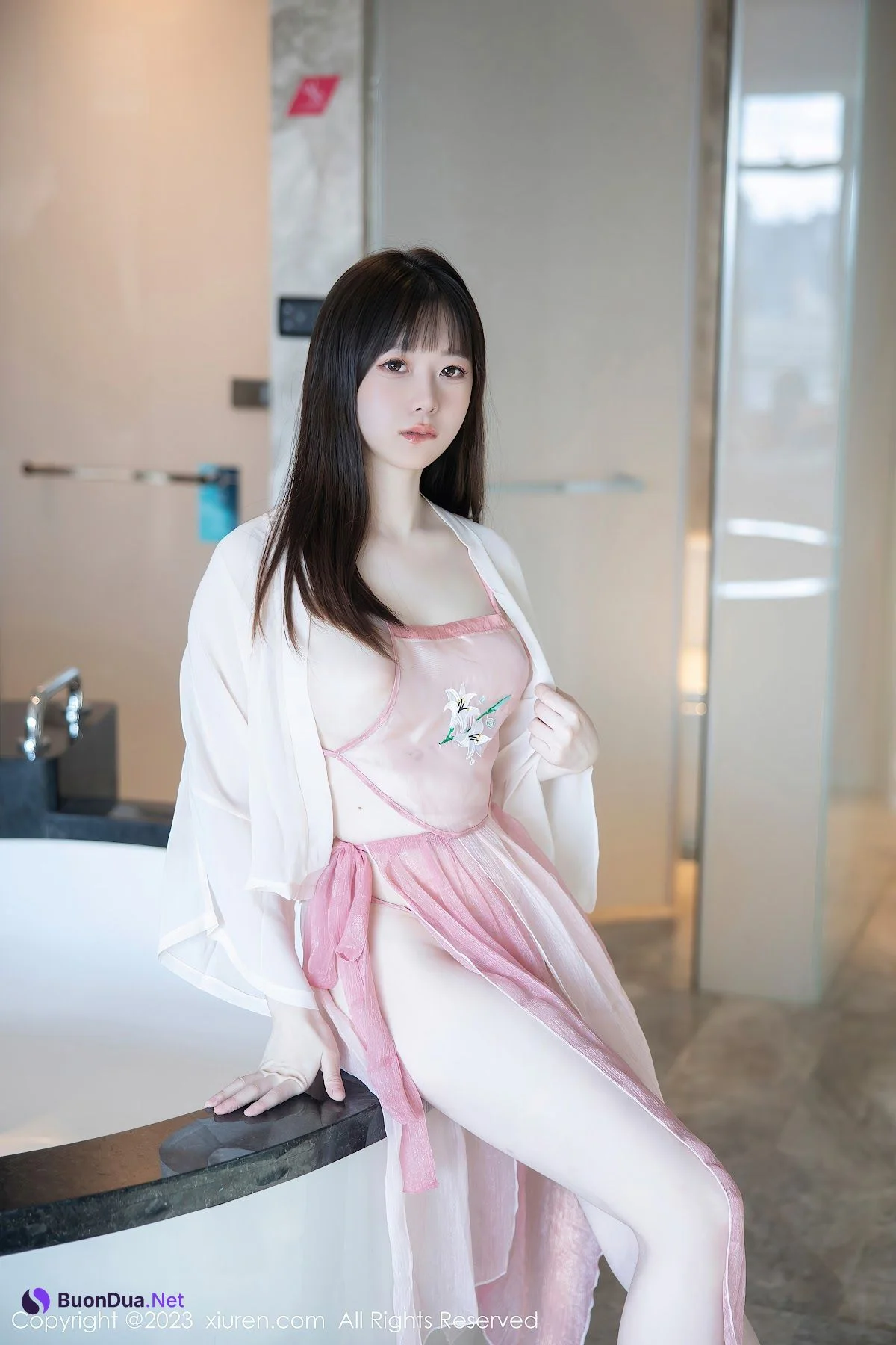 XIUREN No.6926 林悠悠 - Photo 4