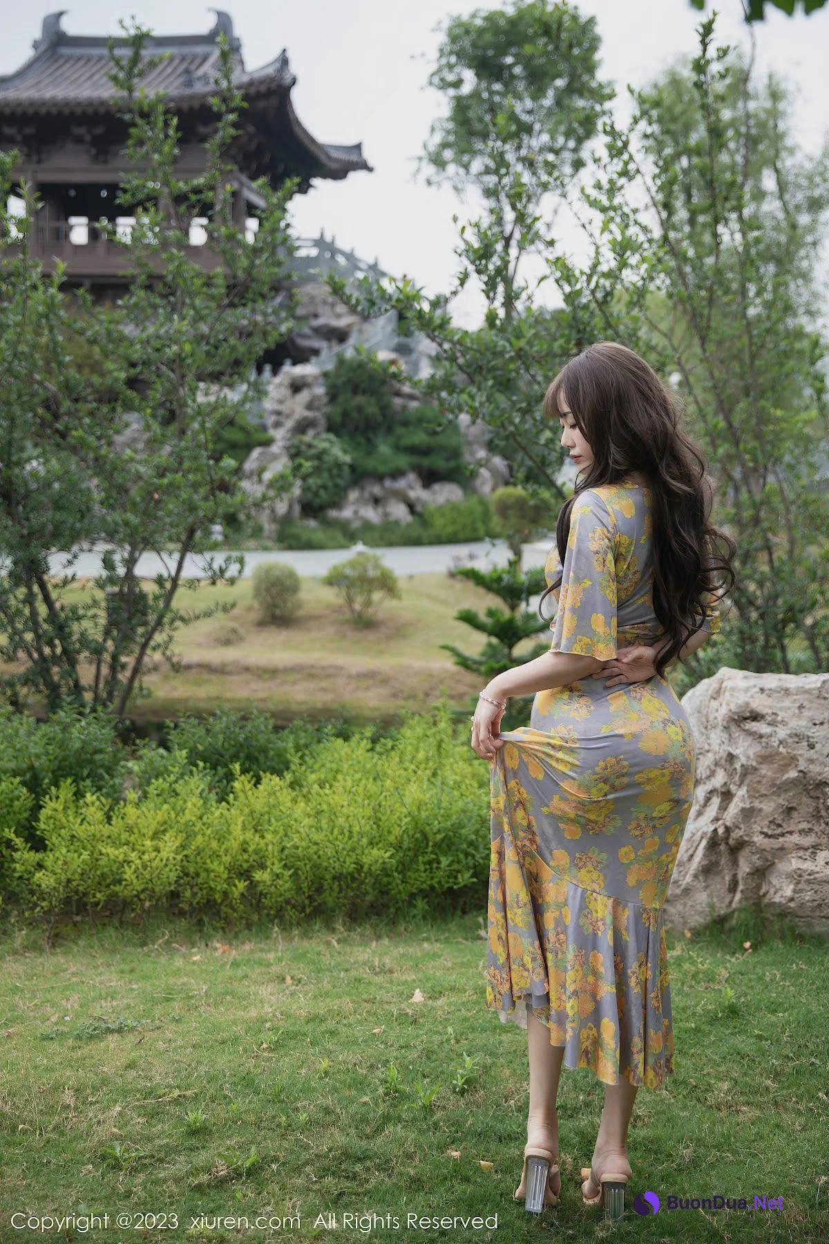XIUREN No.6949 严利娅Yuliya - Photo 19