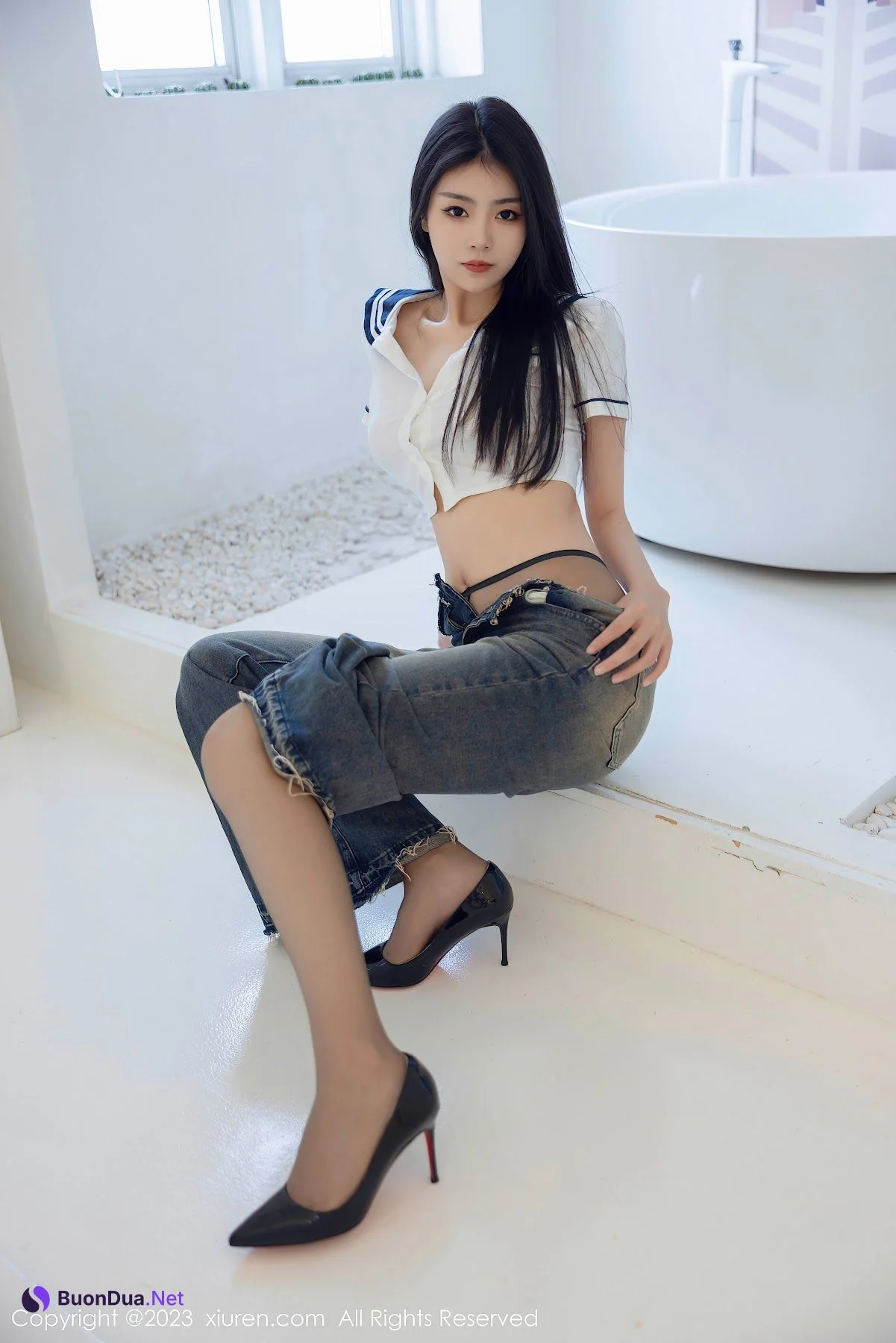 XIUREN No.7027 Ke Le Vicky (可樂Vicky) - Photo 9