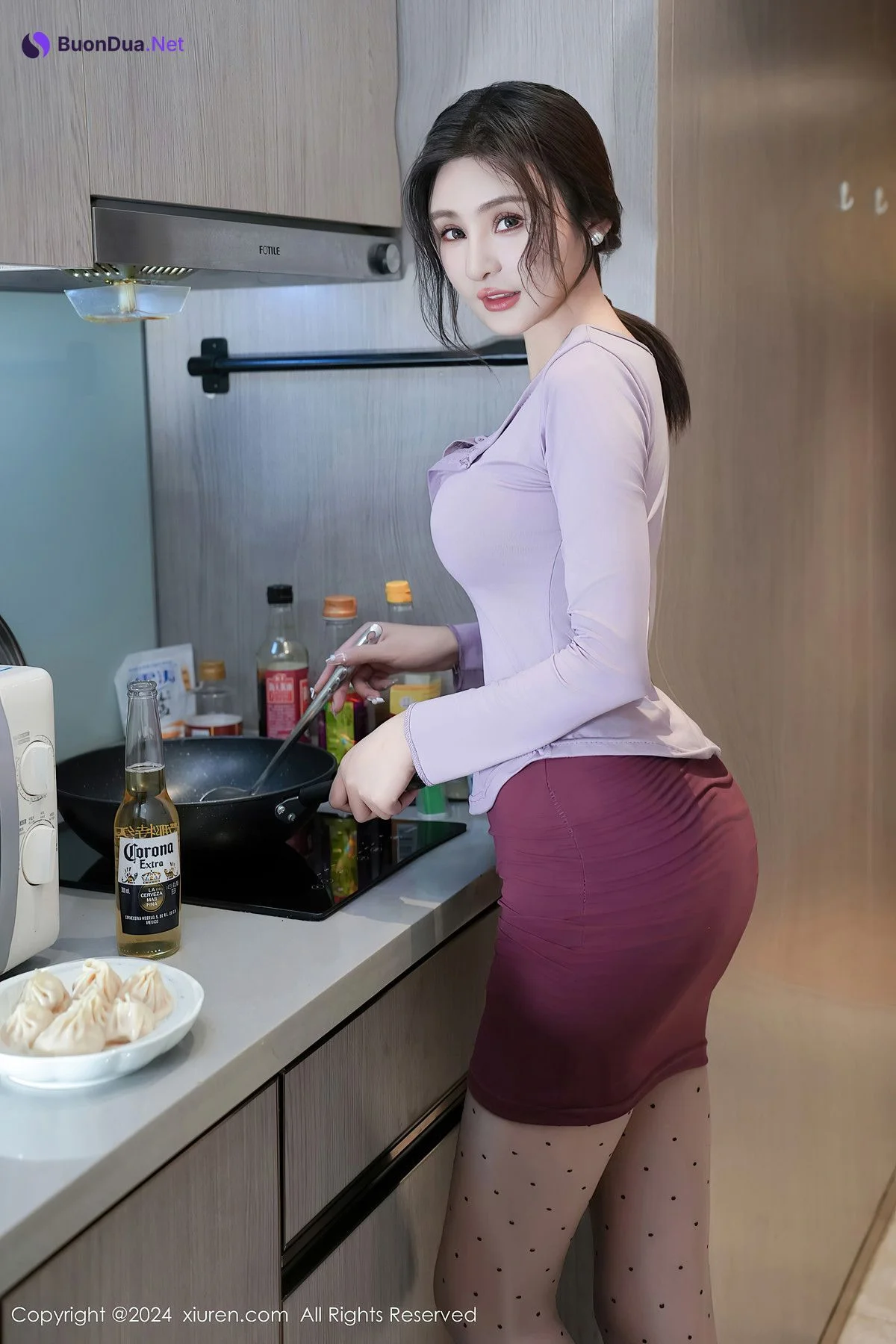 XiuRen秀人网 No.8622 Emily尹菲 - Photo 2