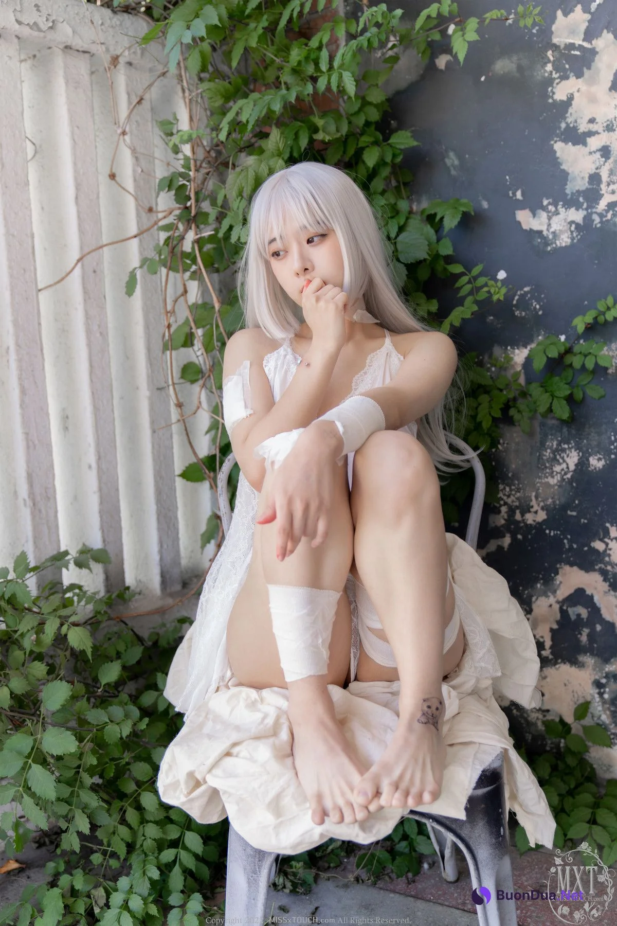 Yamu 야무, [MISS TOUCH] Vol.53 Photobook Set.01 - Photo 17