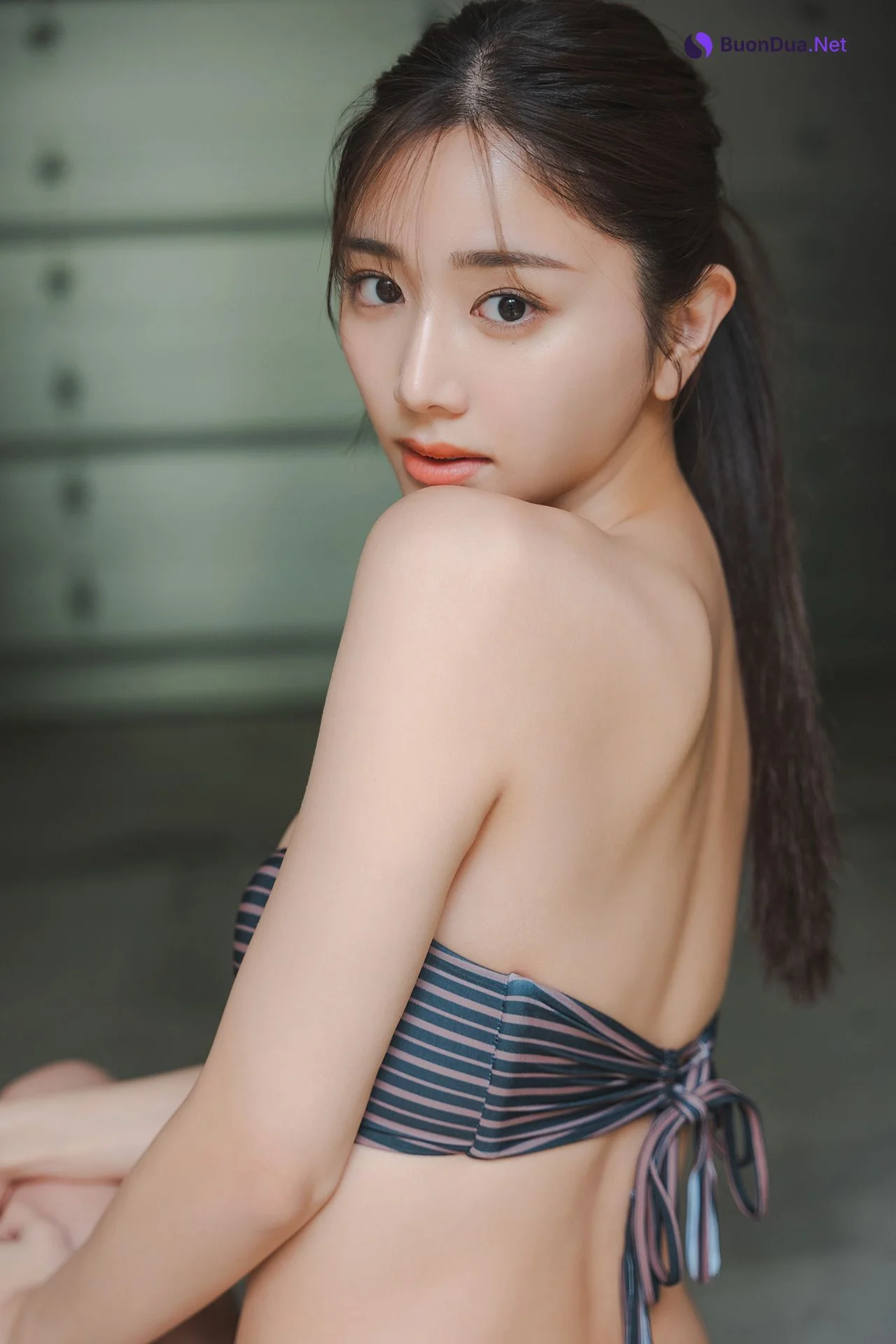 Yasuyo Saito 斎藤恭代, FLASHデジタル写真集 「美しき革命」 Set.01 - Photo 9