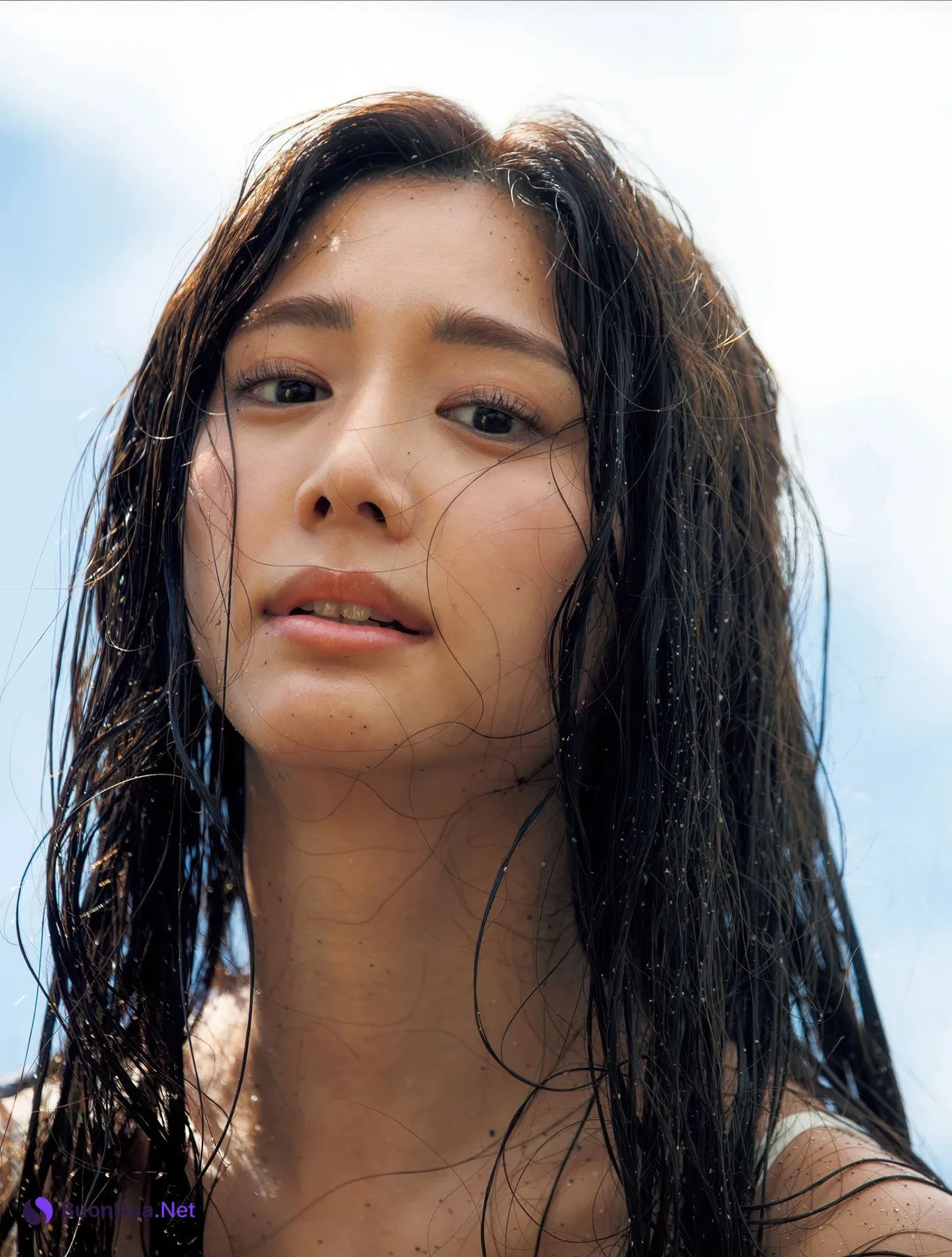 Yasuyo Saito 斎藤恭代, FRIDAY 2025.06.20 (フライデー 2025年6月20日号) - Photo 13