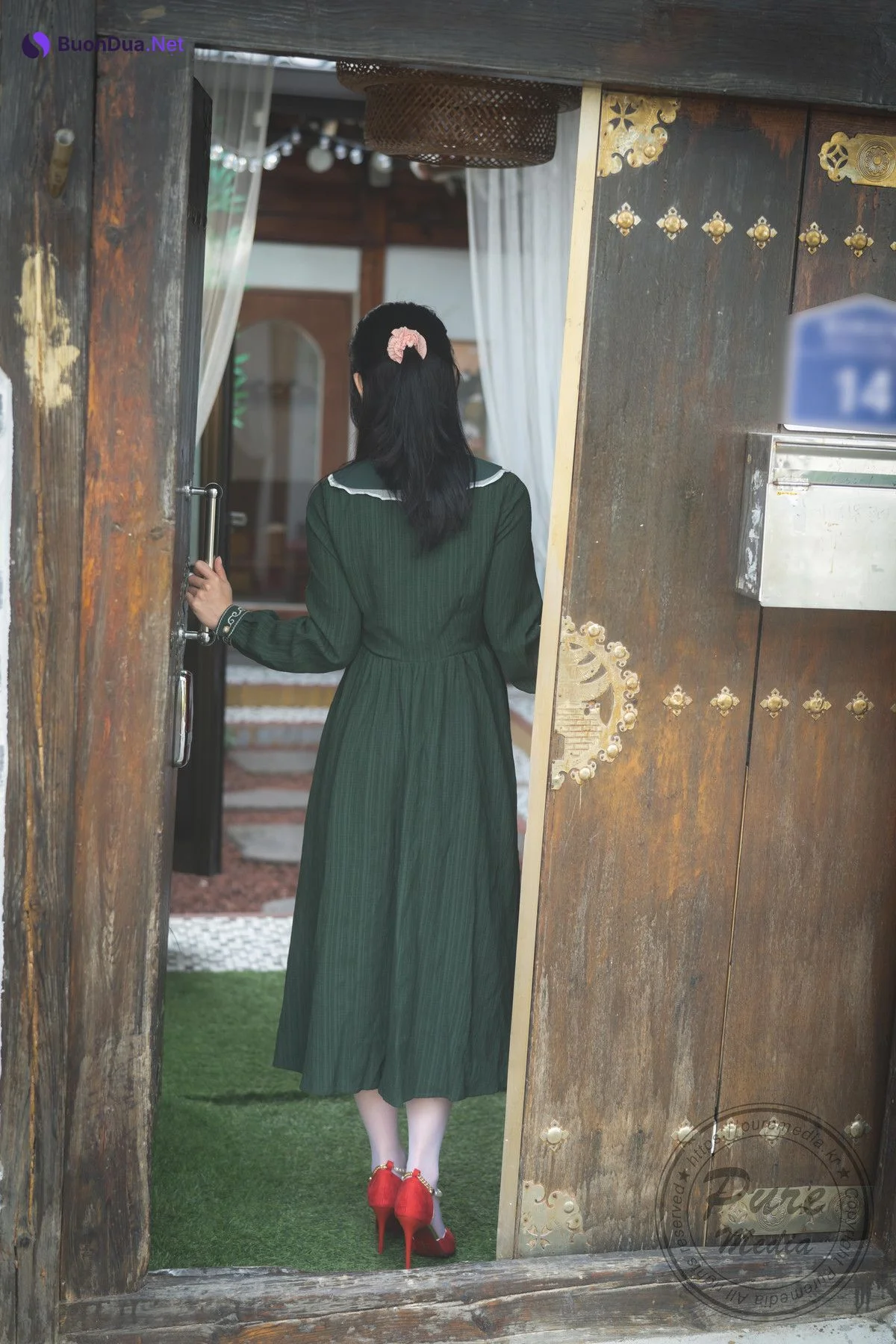 Yeha 예하, [PURE MEDIA] Vol.210 누드 디지털화보 Set.01 - รูปภาพ 2