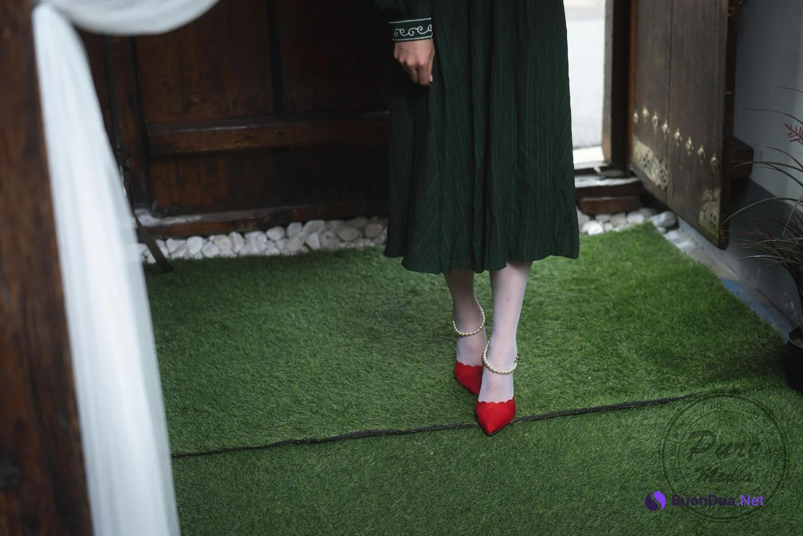 Yeha 예하, [PURE MEDIA] Vol.210 누드 디지털화보 Set.01 - รูปภาพ 4