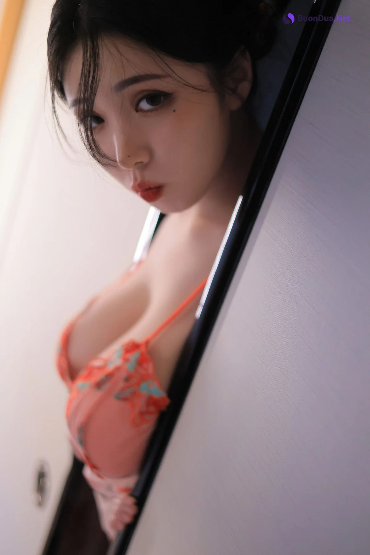 Yeon Woo 연우, Photobook ‘Heat’ Set.03 - Photo 5
