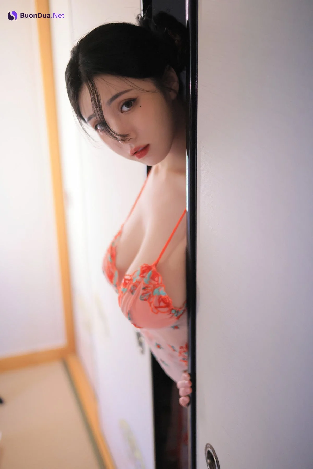 Yeon Woo 연우, Photobook ‘Heat’ Set.03 - Photo 7