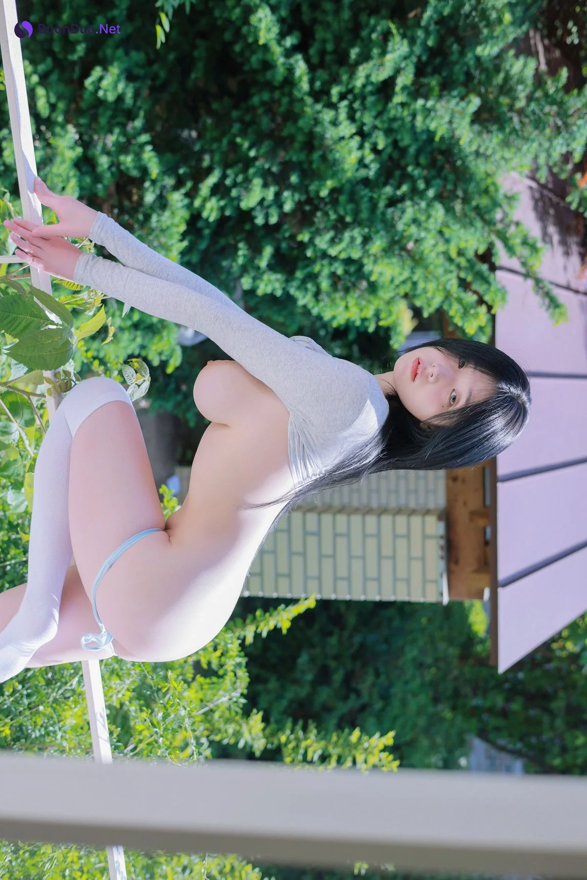 Yeon Woo 연우, Photobook ‘Terrace’ Set.02 - Photo 16