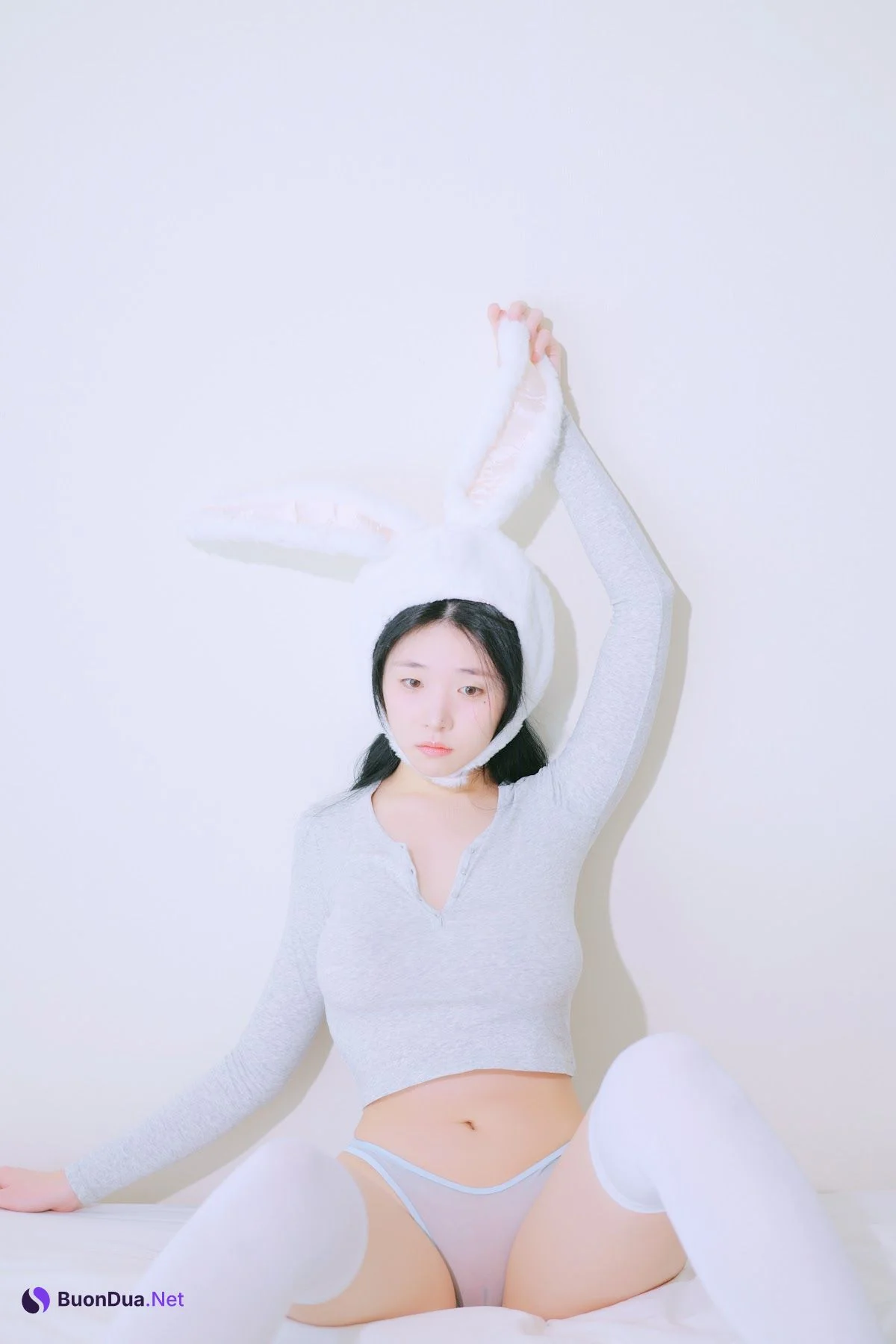 Yeon Woo (연우) – Terrace (+S.Ver) - 写真 2