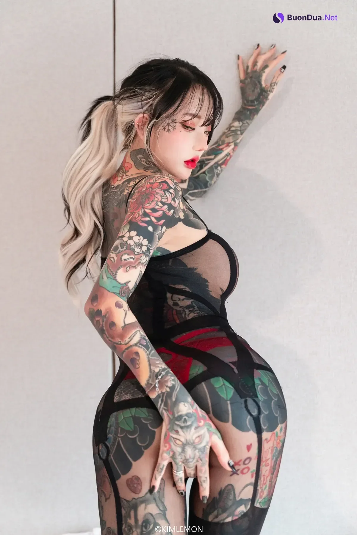 YoKo 요코, KIMLEMON Photobook Vol.04 - Photo 2