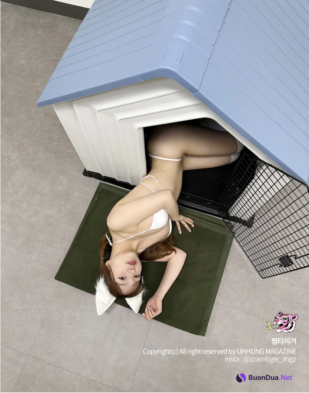 Yoonvely 윤블리, UHHUNG Magazine Vol.04 “Milltary” Set.06 - Photo 16