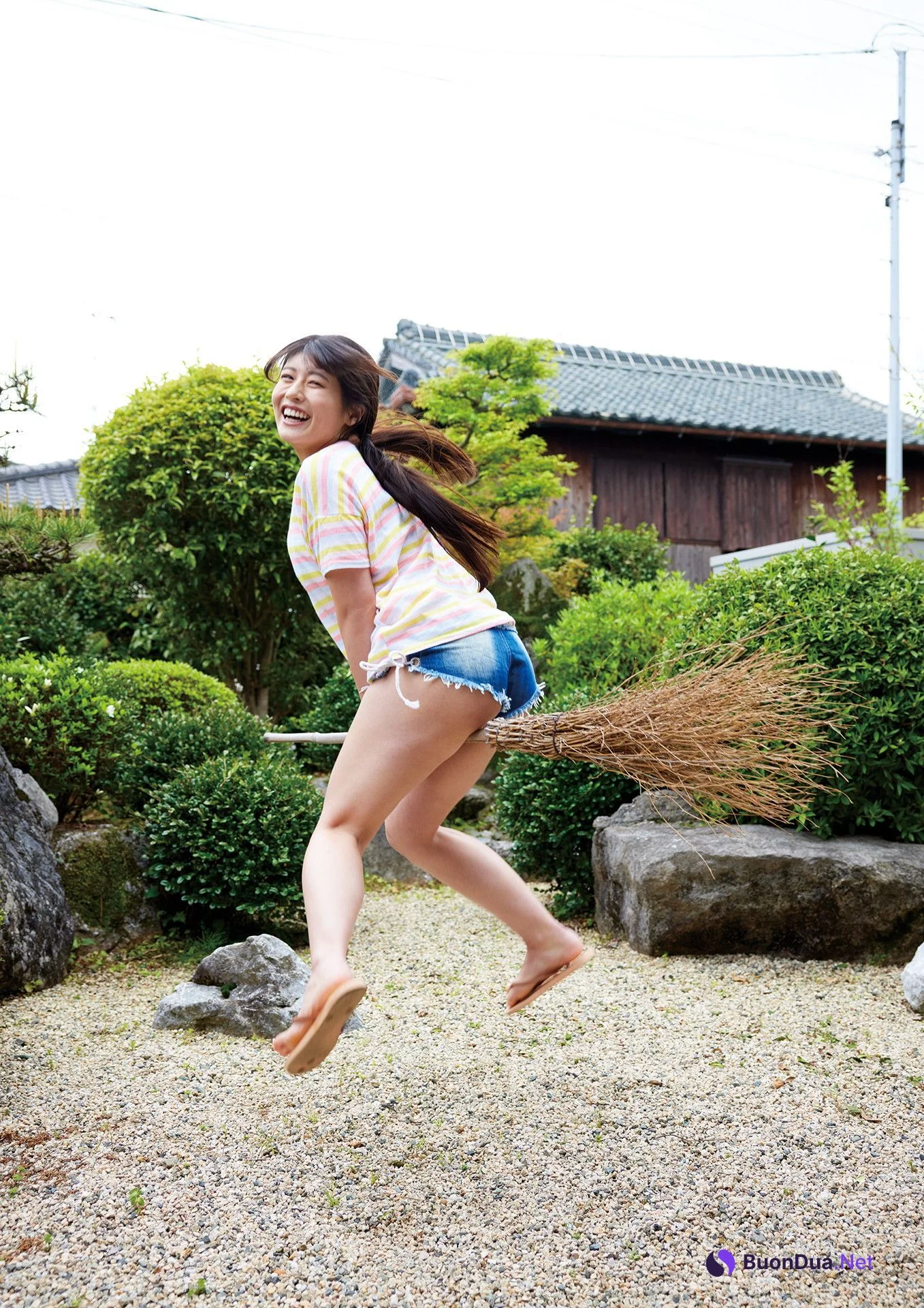 Yoshino Chitose ちとせよしの, 写真集 「Tadaima ただいま」 Set.02 - Photo 2