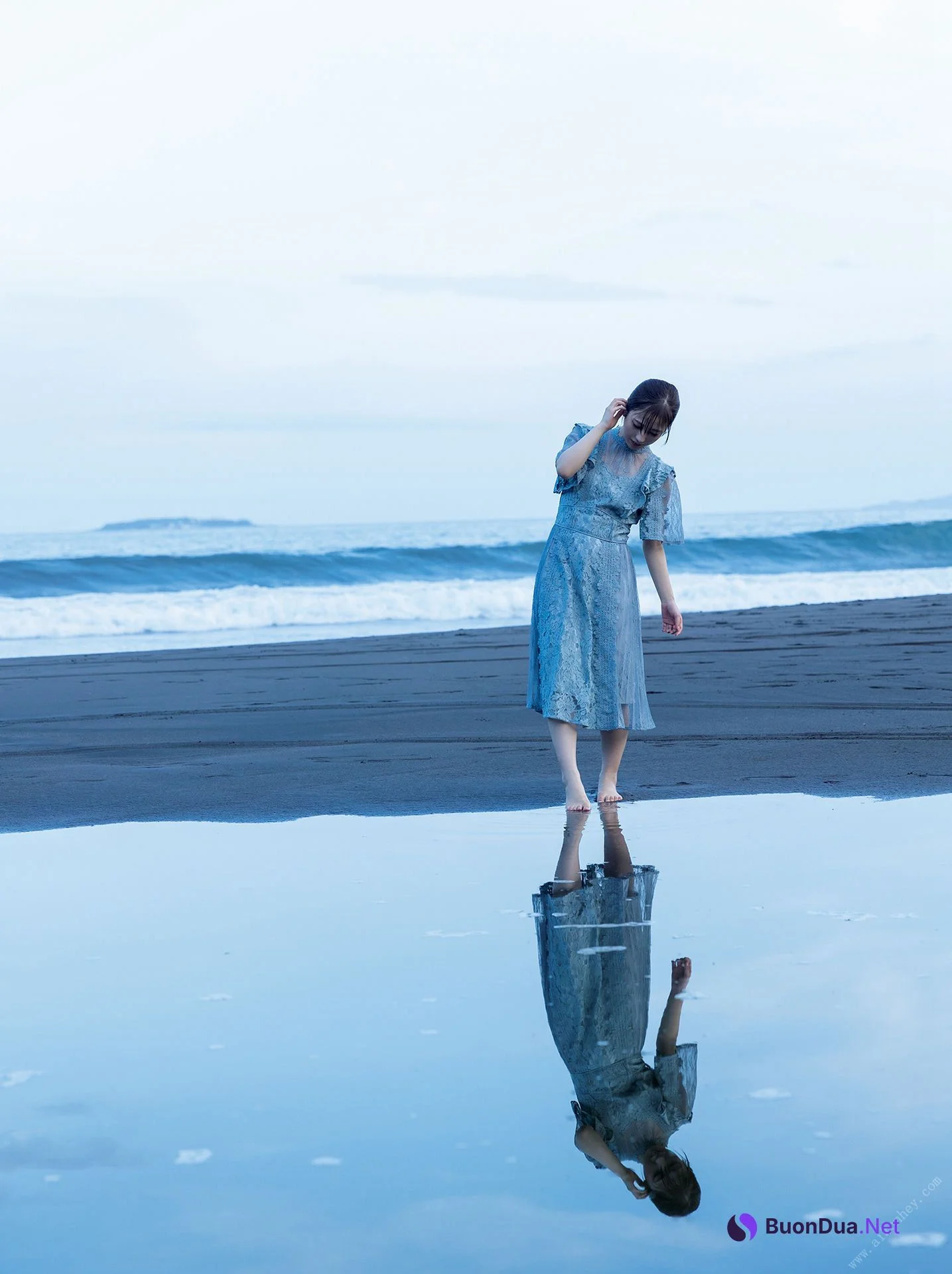 Yotsuha Kominato 小湊よつ葉, 写真集 「芽吹き」 Set.04 - Photo 2