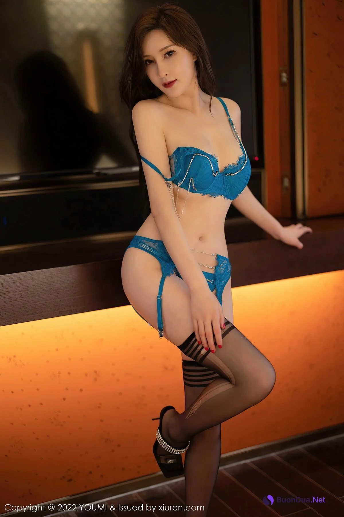 [Youmi尤蜜荟] Vol.848 奶瓶土肥圆矮挫丑黑穷 - Photo 2