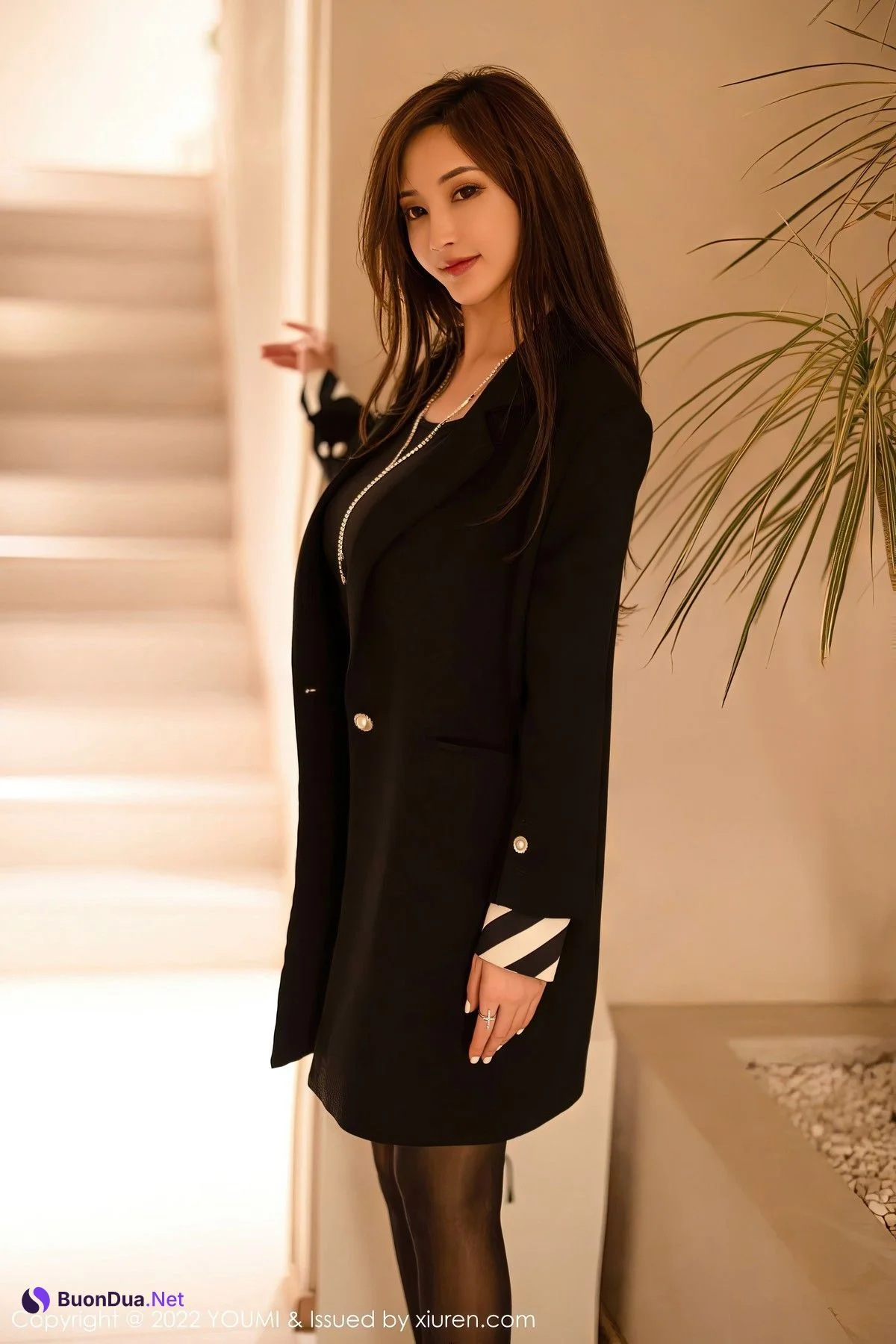 [Youmi尤蜜荟] Vol.863 奶瓶土肥圆 - Photo 2