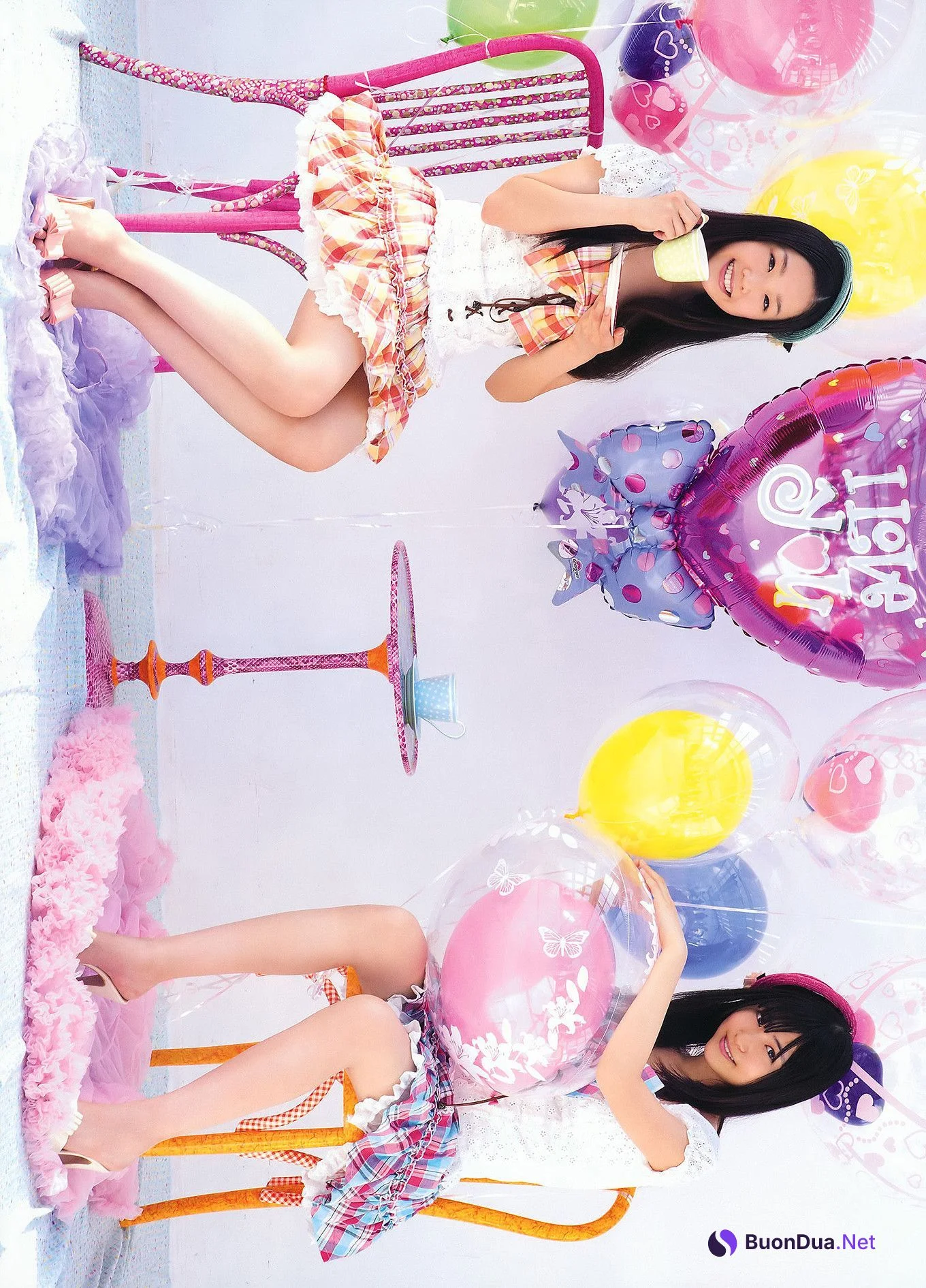 松井珠理奈・松井玲奈・高柳明音, Young Animal 2011 No.11 (ヤングアニマル 2011年11号) - Photo 17