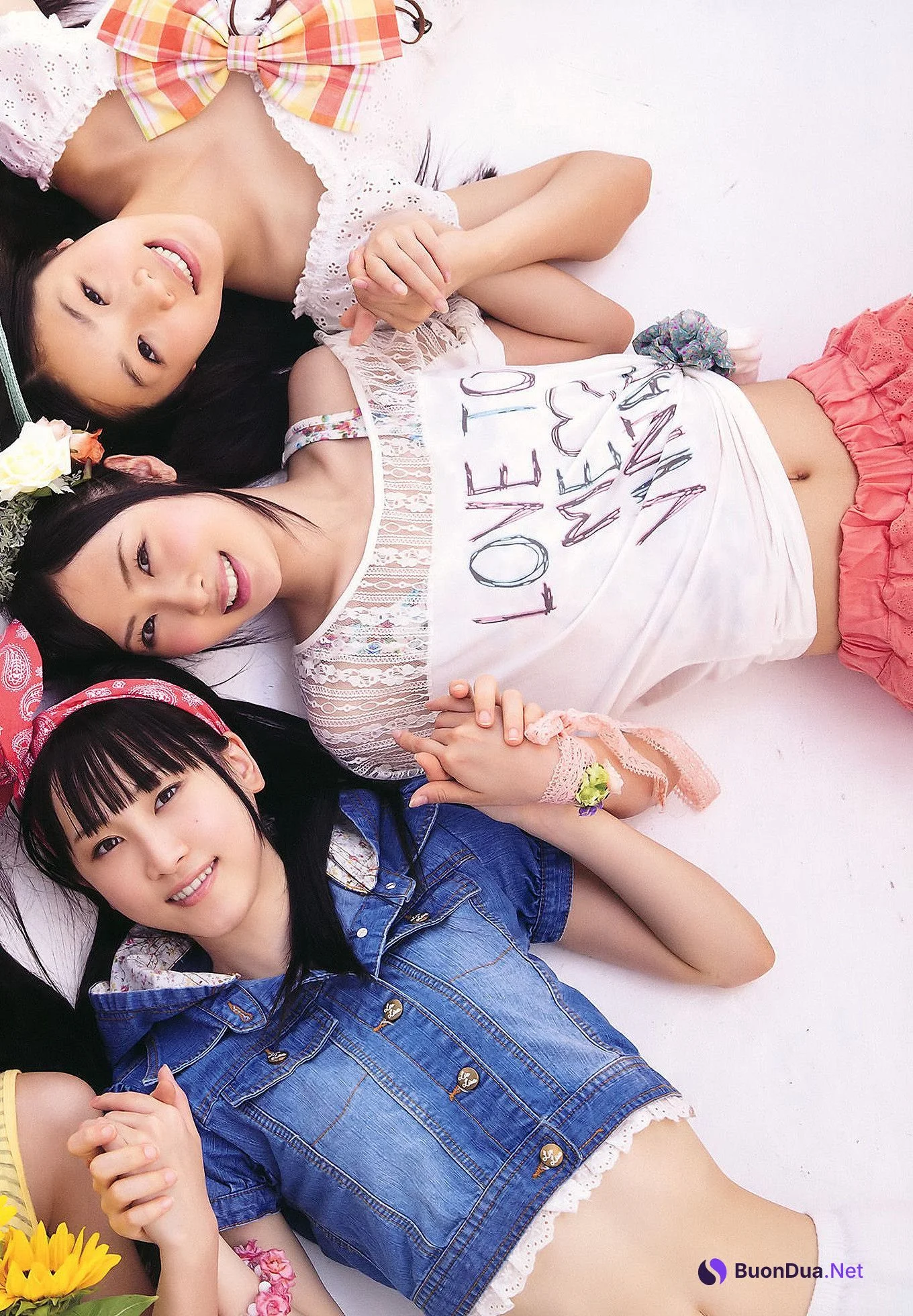 松井珠理奈・松井玲奈・高柳明音, Young Animal 2011 No.11 (ヤングアニマル 2011年11号) - Photo 19