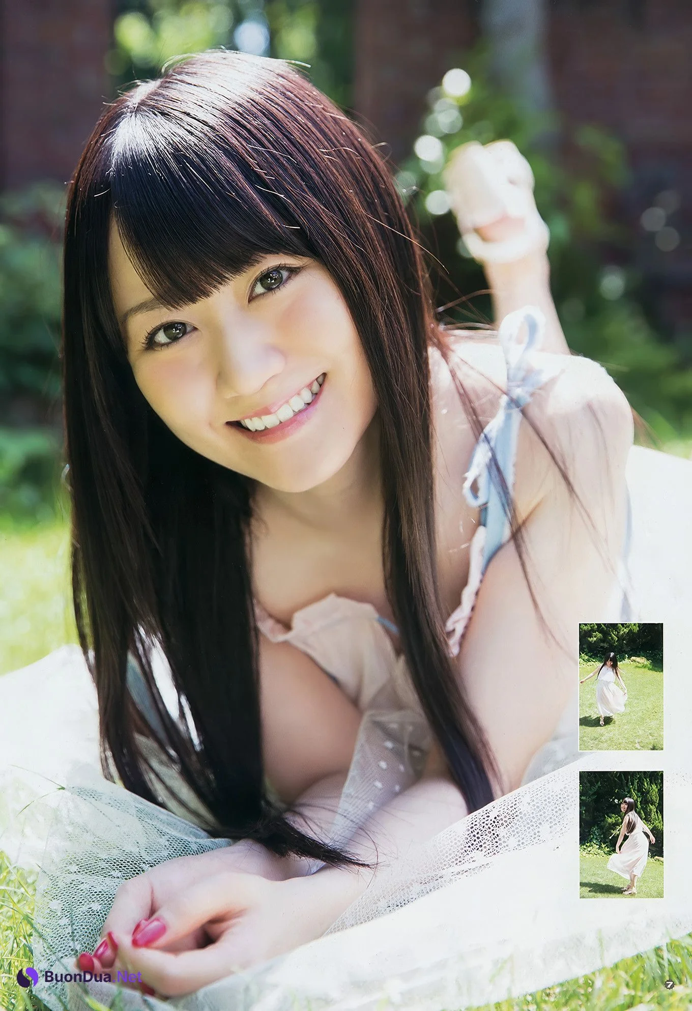 小倉唯・大伴理奈, Young Gangan 2017 No.13 (ヤングガンガン 2017年13号) - Photo 5