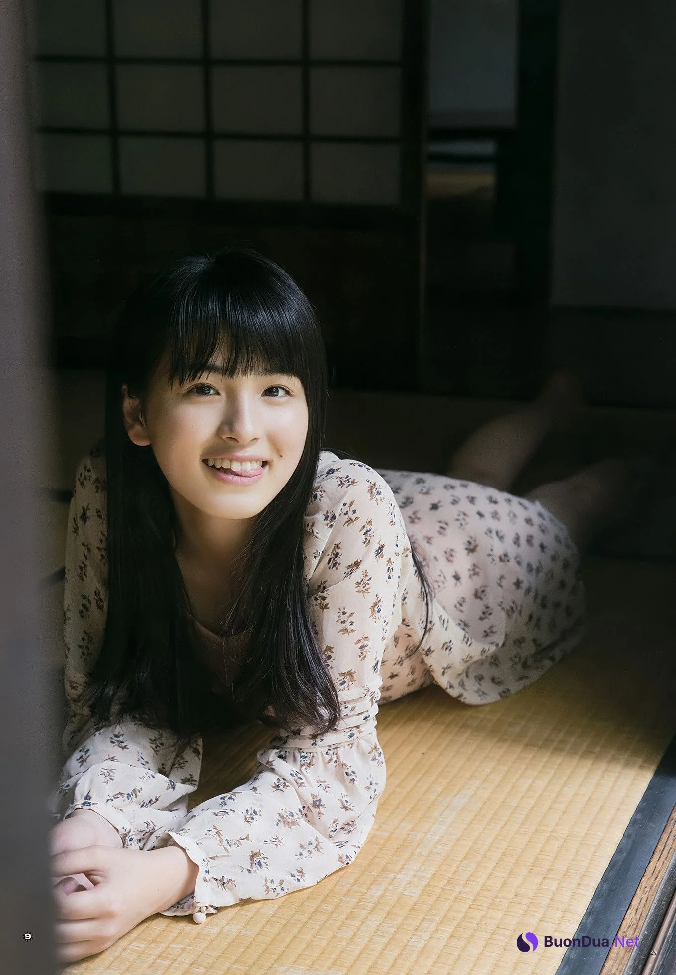 大園桃子・梅澤美波・伊藤理々杏, Young Gangan 2017 No.18 (ヤングガンガン 2017年18号) - Photo 8