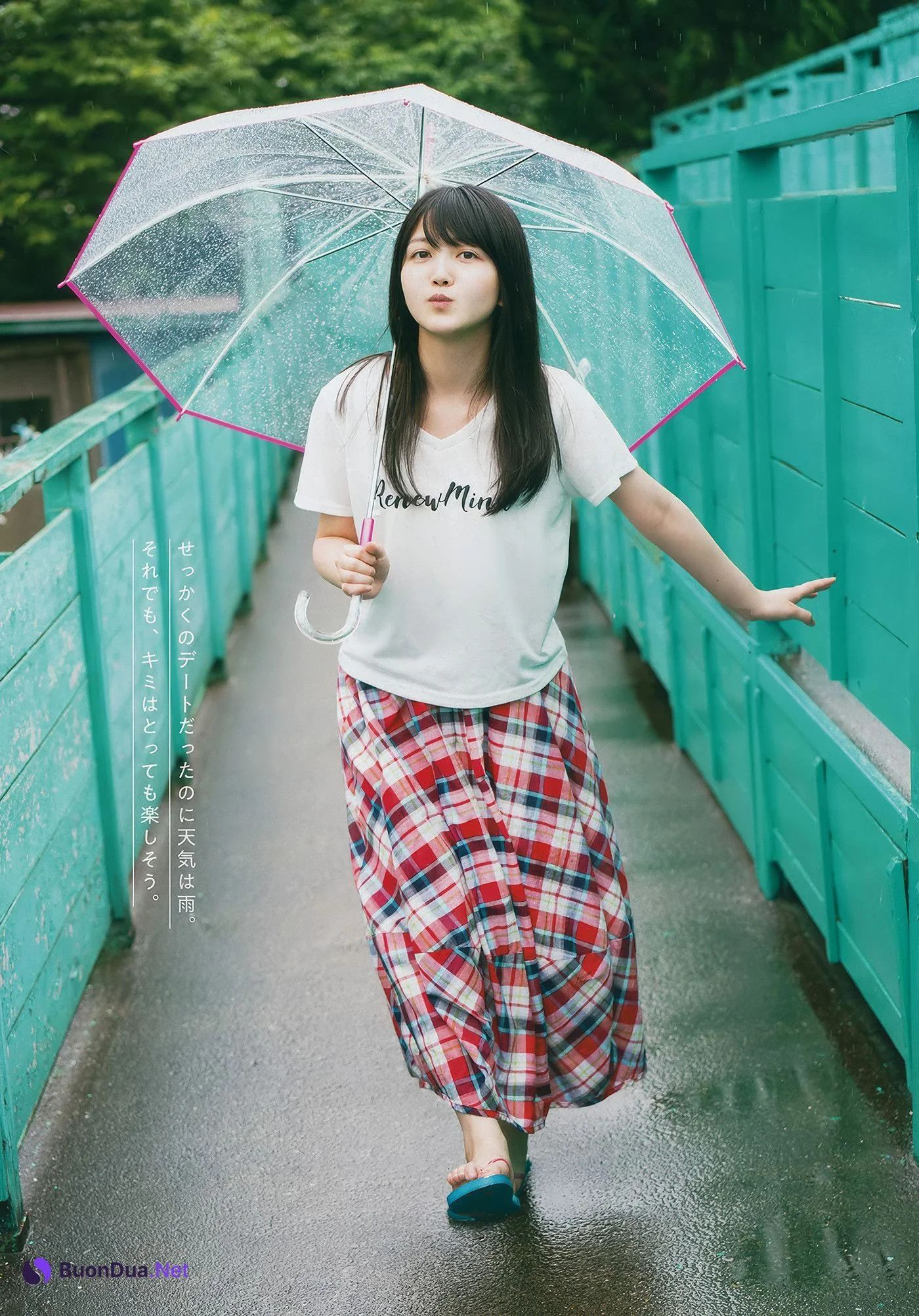 久保史緒里・岩本蓮加, Young Gangan 2018 No.16 (ヤングガンガン 2018年16号) - Photo 4