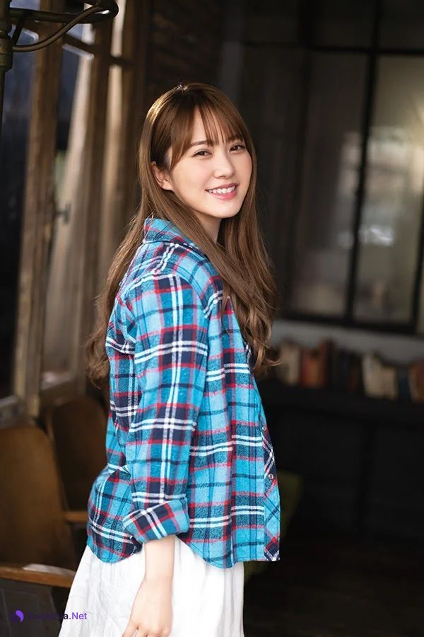 佐々木美玲, 齊藤京子, 加藤史帆, Young Gangan 2021 No.01 (ヤングガンガン 2021年1号) - Photo 12