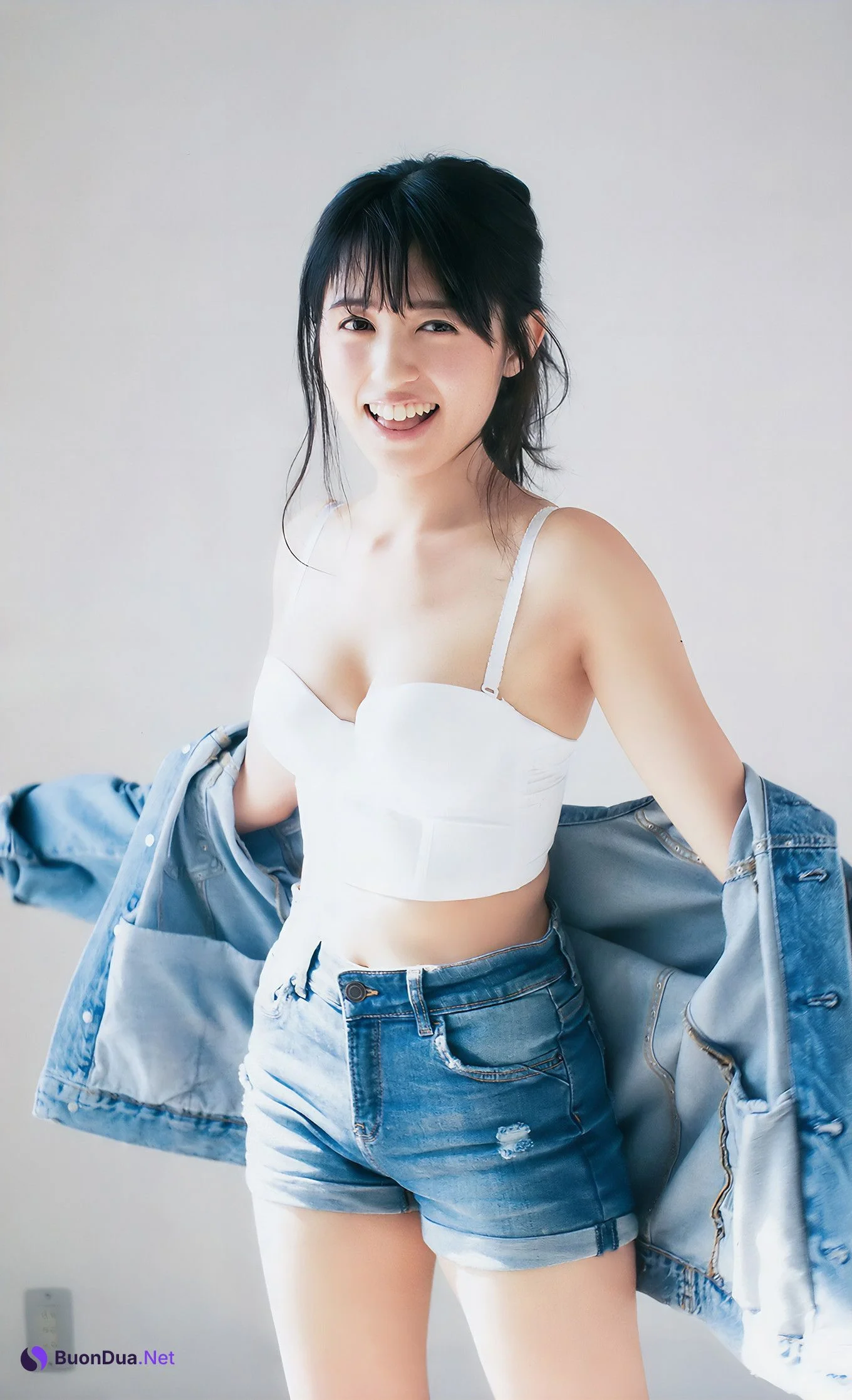 武田玲奈 有村架純 逢田梨香子, Young Jump 2018 No.22 (ヤングジャンプ 2018年22号) - Photo 19