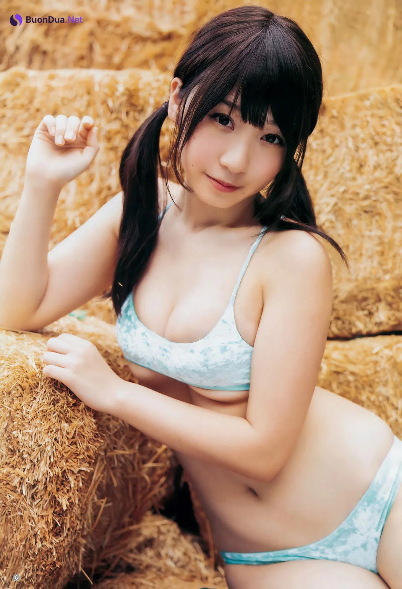 伊織もえ 北向珠夕, Young Jump 2018 No.40 (ヤングジャンプ 2018年40号) - รูปภาพ 7
