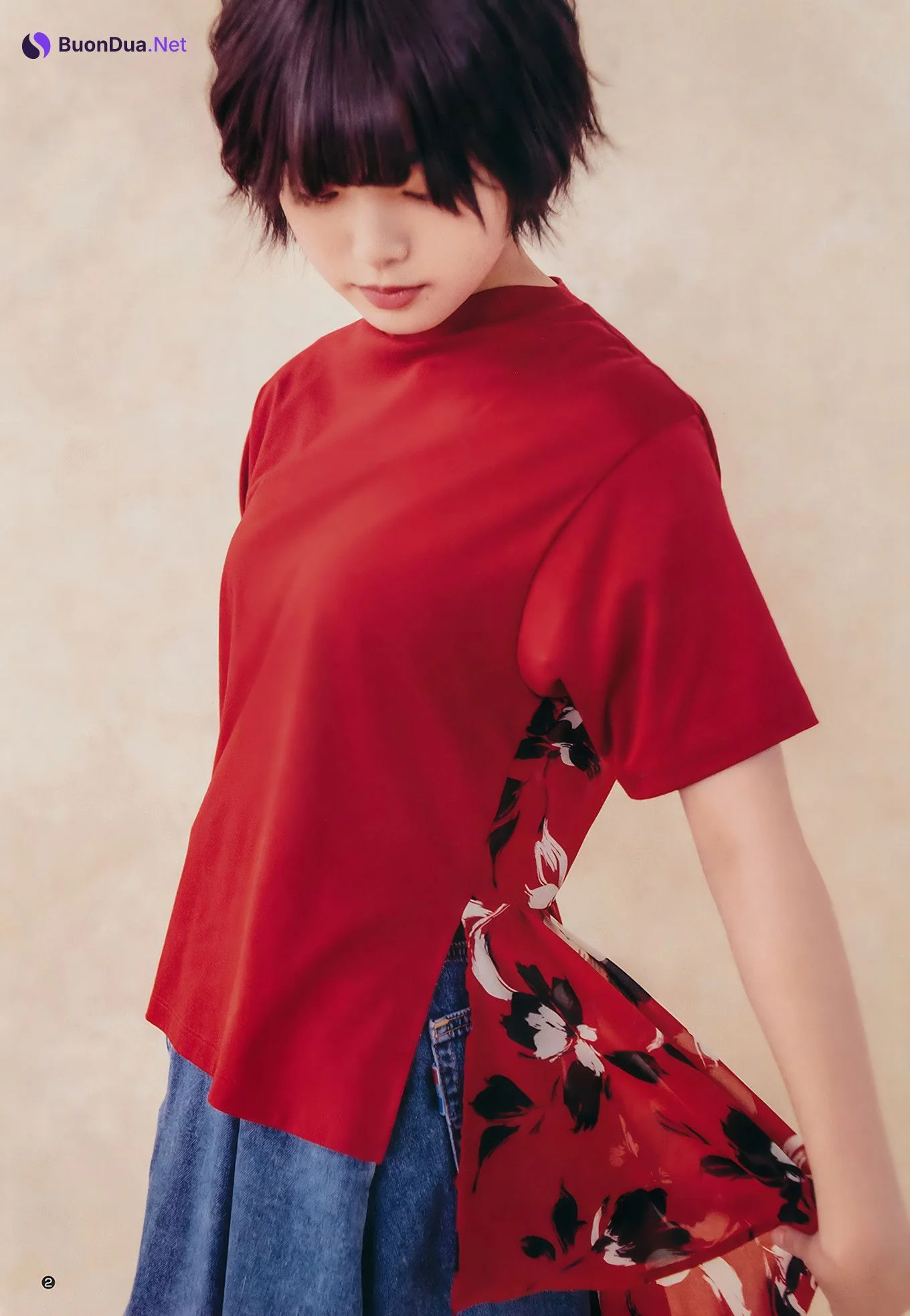 平手友梨奈 矢作萌夏, Young Jump 2018 No.41 (ヤングジャンプ 2018年41号) - Photo 3