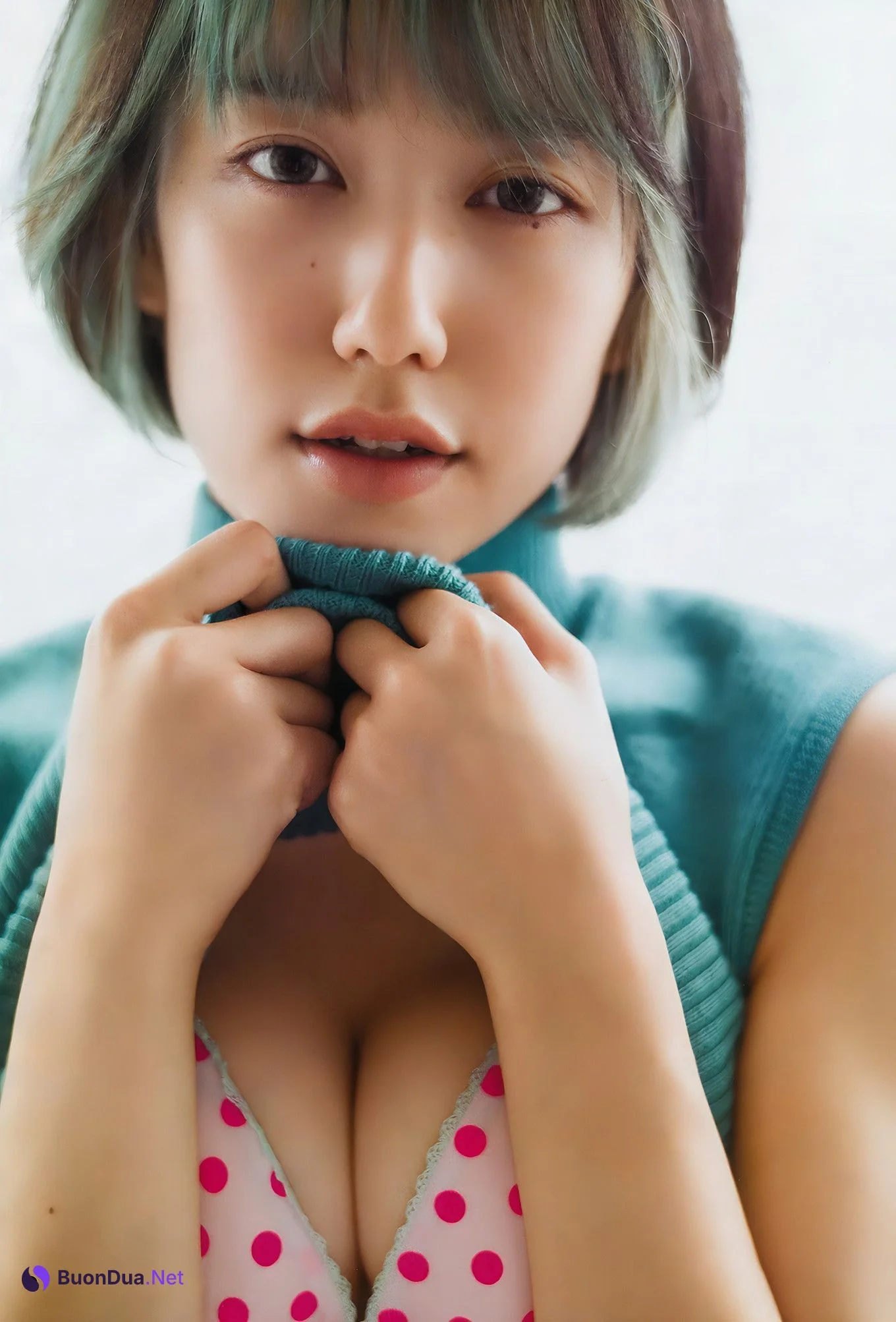 実久里ことの 西葉瑞希 西ひより, Young Jump 2018 No.51 (ヤングジャンプ 2018年51号) - Photo 5