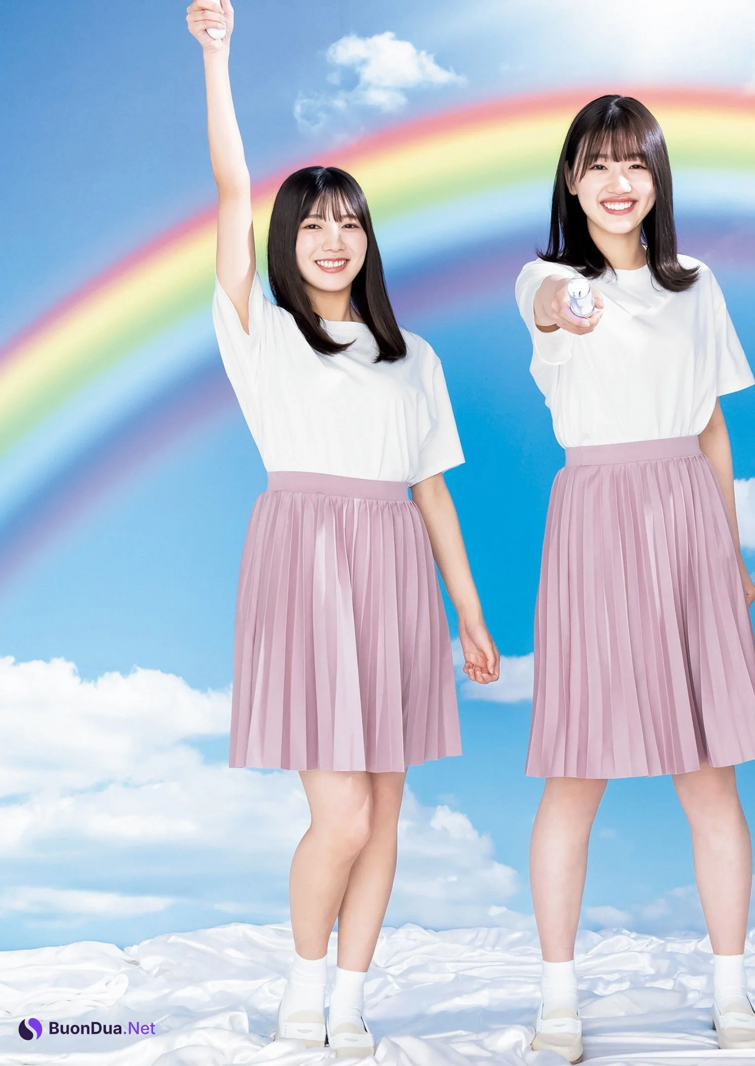 佐々木美玲 河田陽菜 上村ひなの, Young Jump 2022 No.16 (ヤングジャンプ 2022年16号) - Photo 8