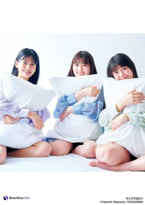 冨里奈央 奥田いろは 小川彩, Young Magazine 2022 No.34 (ヤングマガジン 2022年34号) - Photo 6