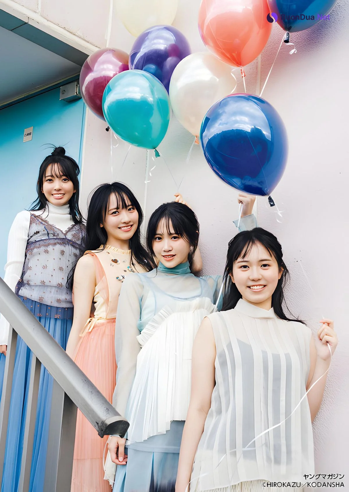 石田千穂 石田みなみ 中村舞 宗雪里香, Young Magazine 2024 No.07 (ヤングマガジン 2024年7号) - Photo 6