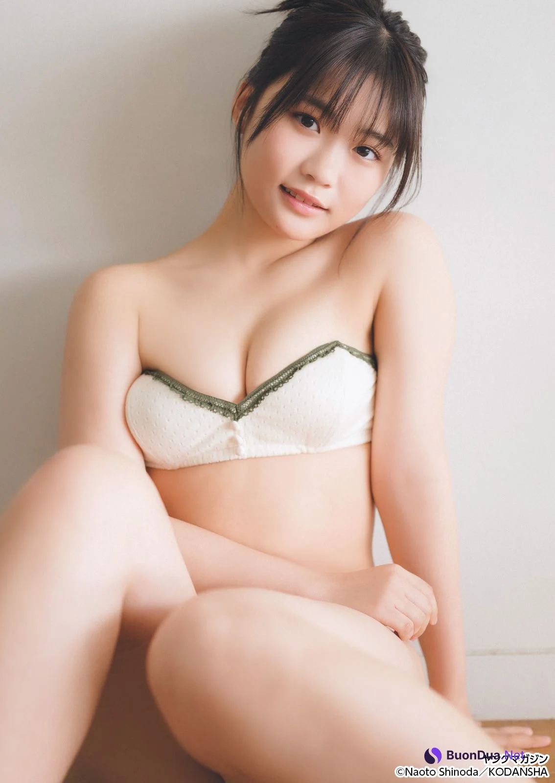 中田花奈・尾茂井奏良, Young Magazine 2025 No.15 (週刊ヤングマガジン 2025年15号) - Photo 12