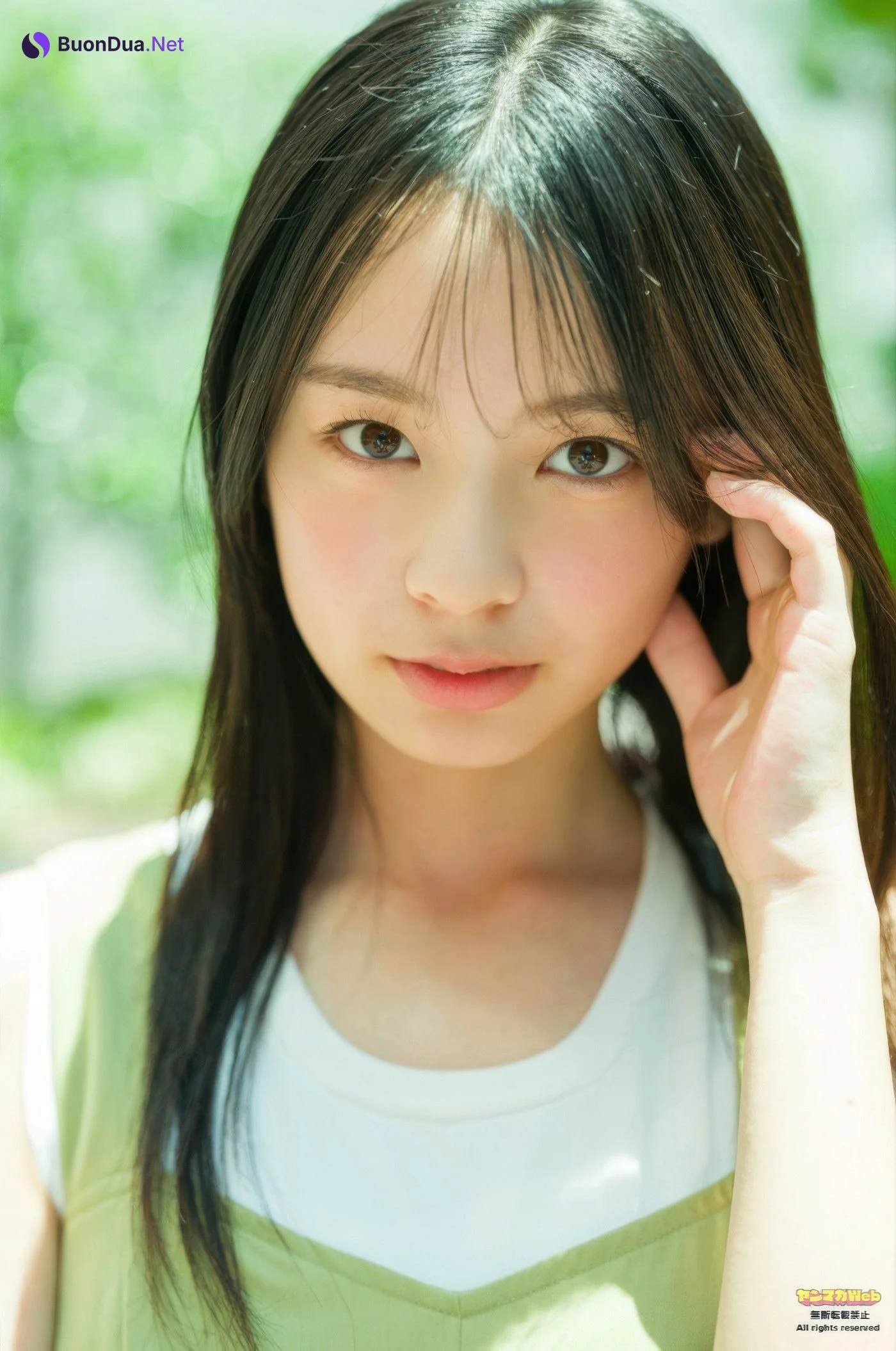 竹下優名・小國舞羽・藤本唯千夏, Young Magazine 2025 No.35 (ヤングマガジン 2025年35号) - Photo 10