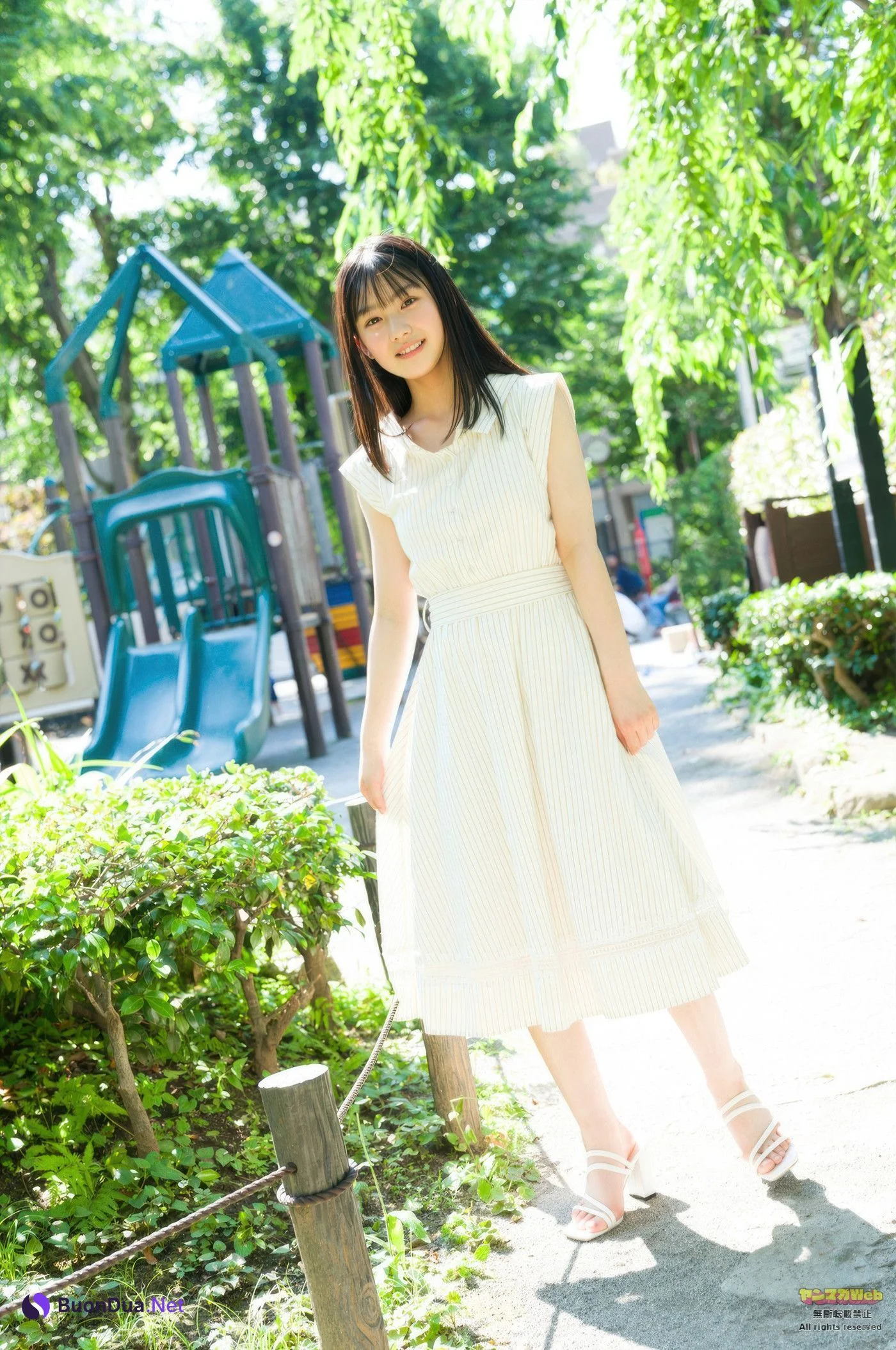 竹下優名・小國舞羽・藤本唯千夏, Young Magazine 2025 No.35 (ヤングマガジン 2025年35号) - Photo 17