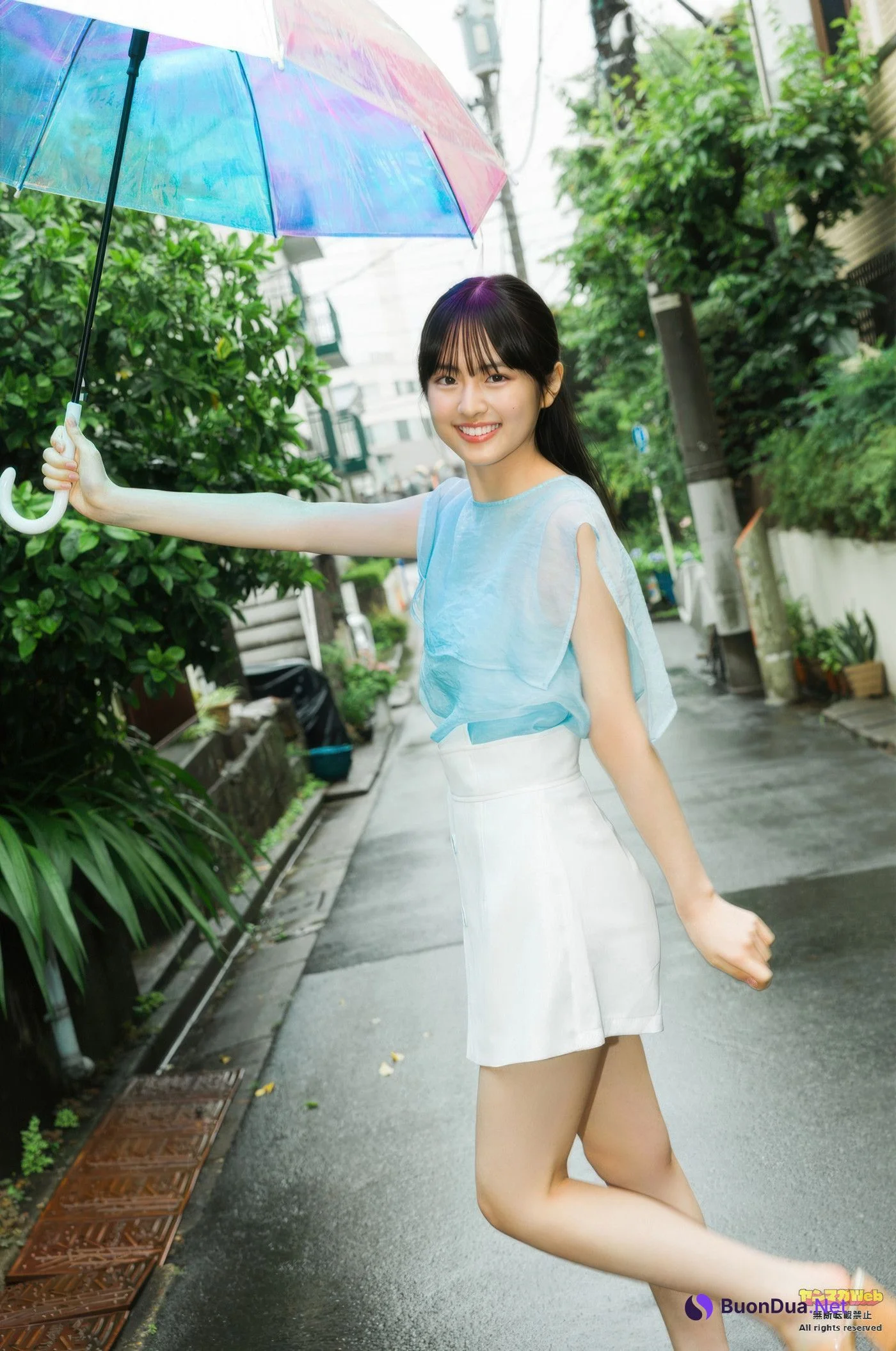 竹下優名・小國舞羽・藤本唯千夏, Young Magazine 2025 No.35 (ヤングマガジン 2025年35号) - Photo 7