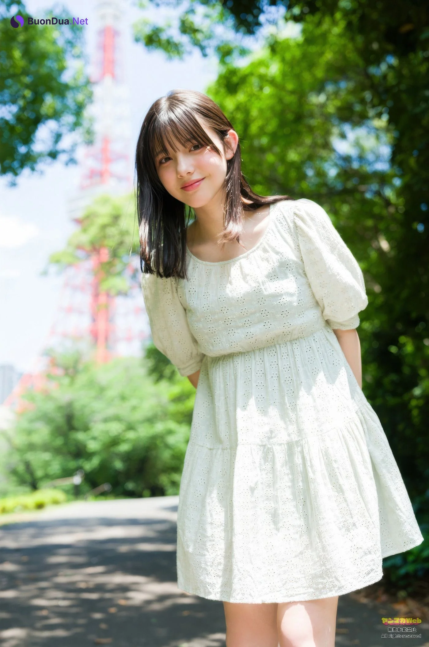 松尾そのま・泉有乃・北里琉, Young Magazine 2025 No.35 (ヤングマガジン 2025年35号) - Photo 5