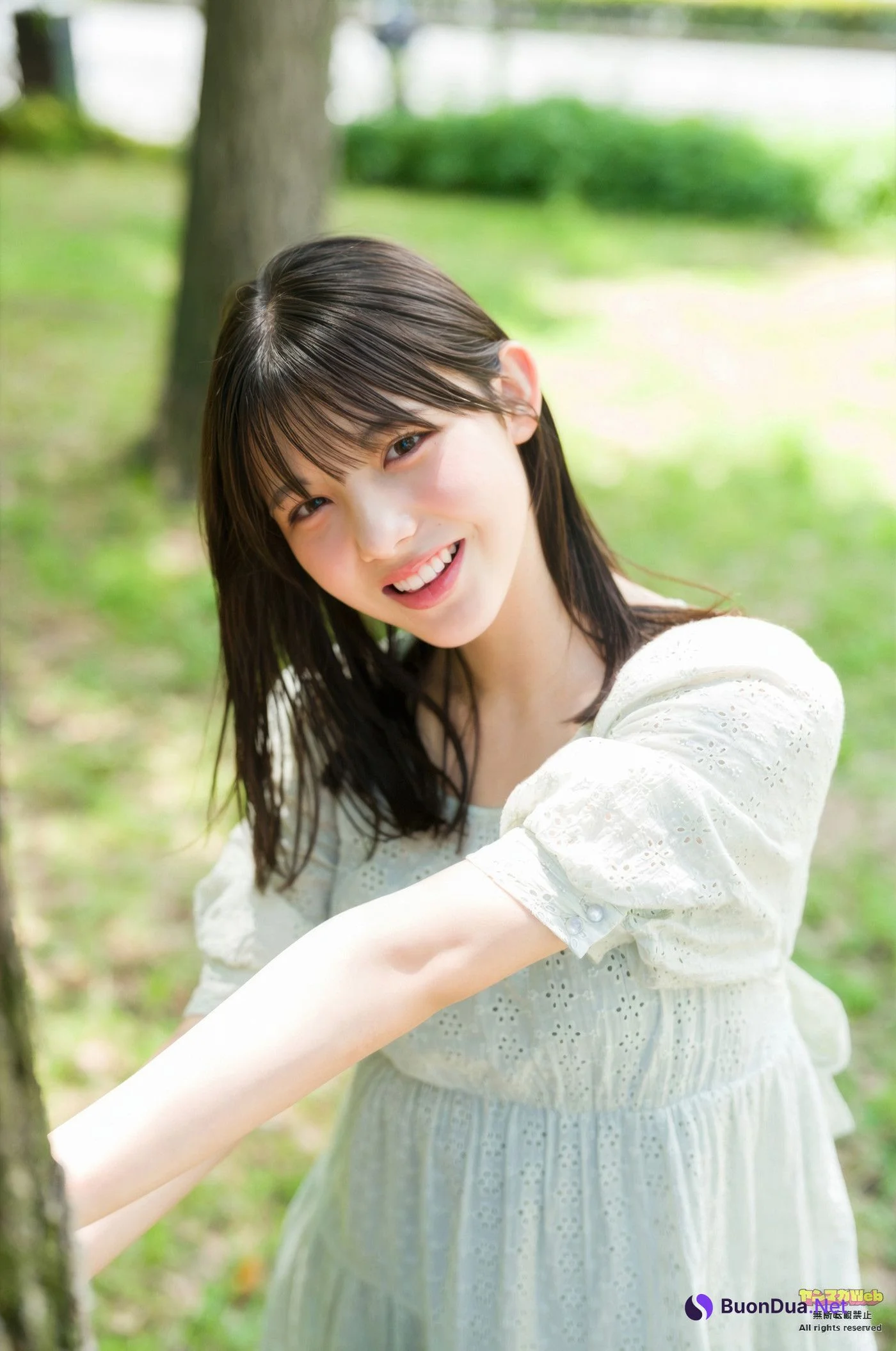 松尾そのま・泉有乃・北里琉, Young Magazine 2025 No.35 (ヤングマガジン 2025年35号) - Photo 6