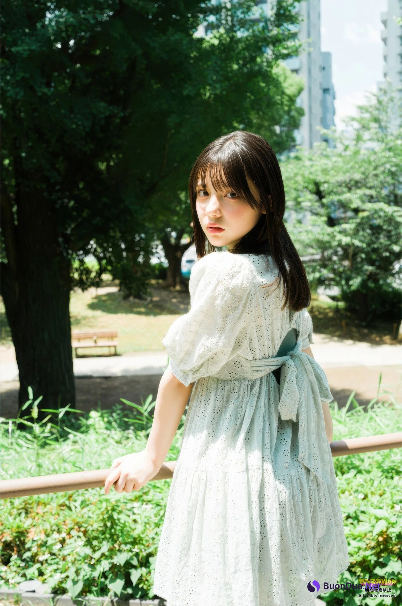 松尾そのま・泉有乃・北里琉, Young Magazine 2025 No.35 (ヤングマガジン 2025年35号) - Photo 8
