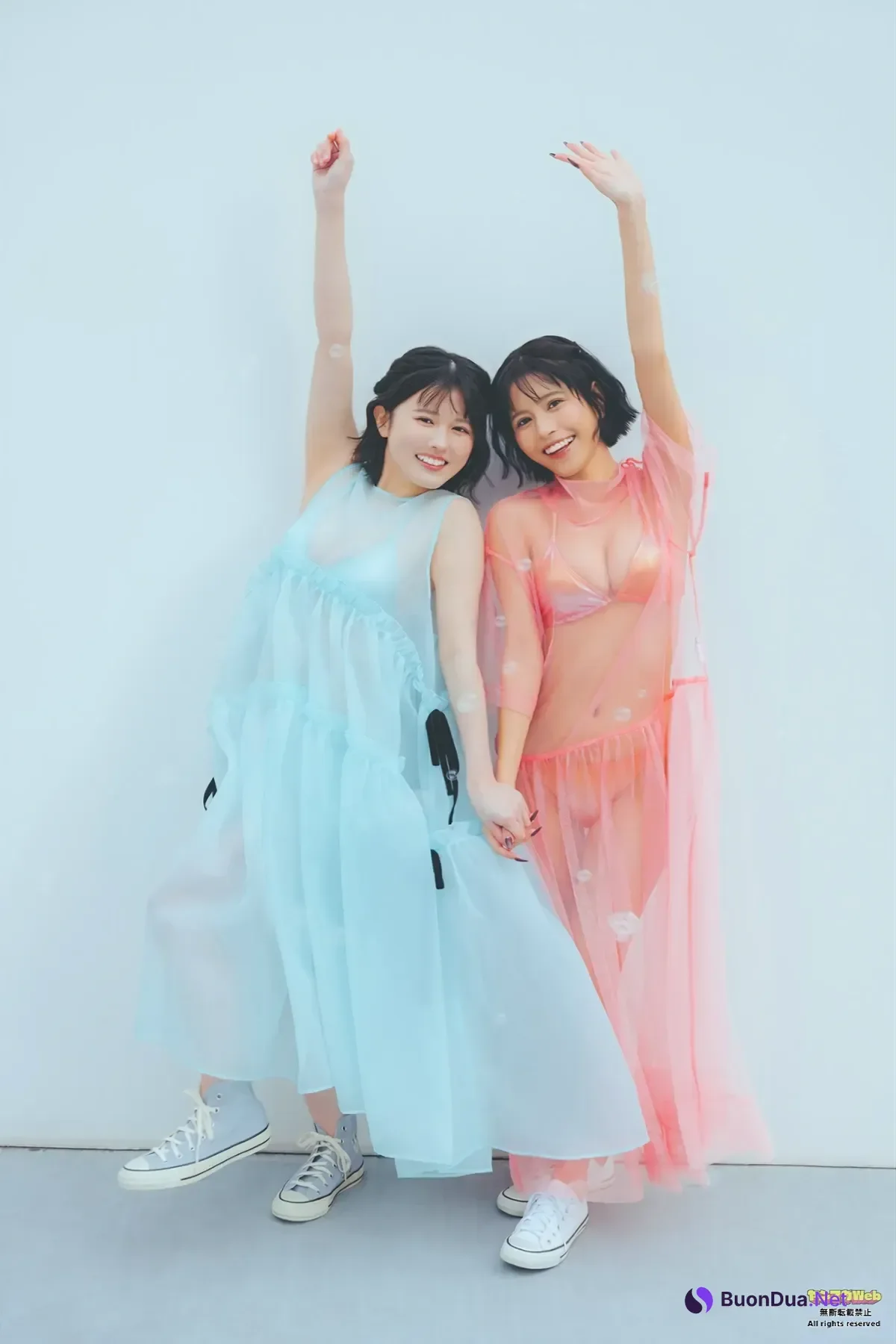 夏芽すず & 池田レイラ – Young Magazine 2026 No.20 (ヤングマガジン 2026年20号) - Photo 14